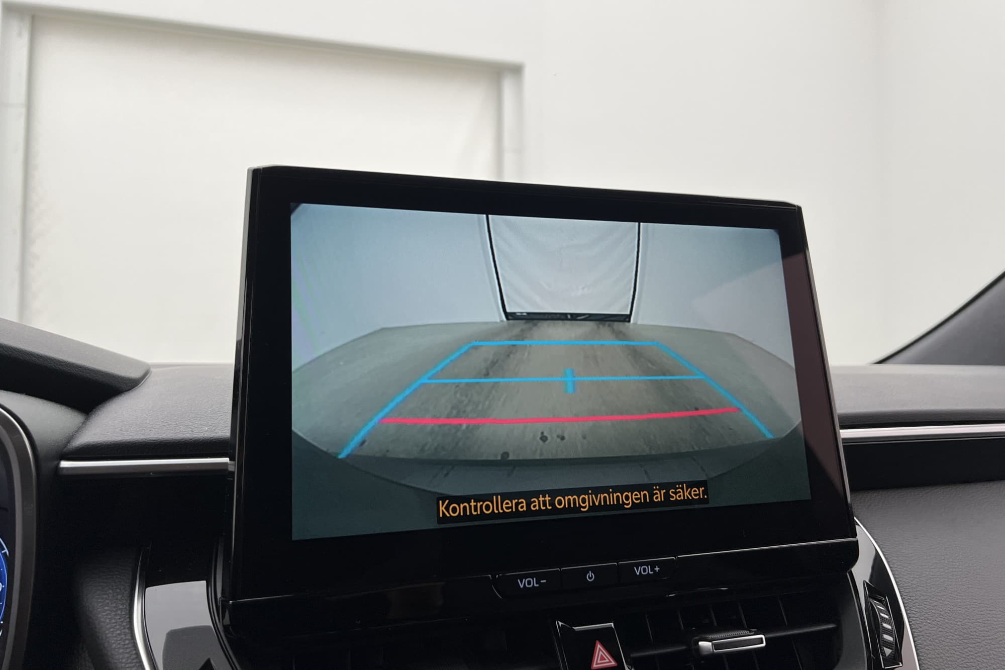 Toyota Corolla Hybrid e-CVT Kamera Adapt-fart Navi Rattvärme