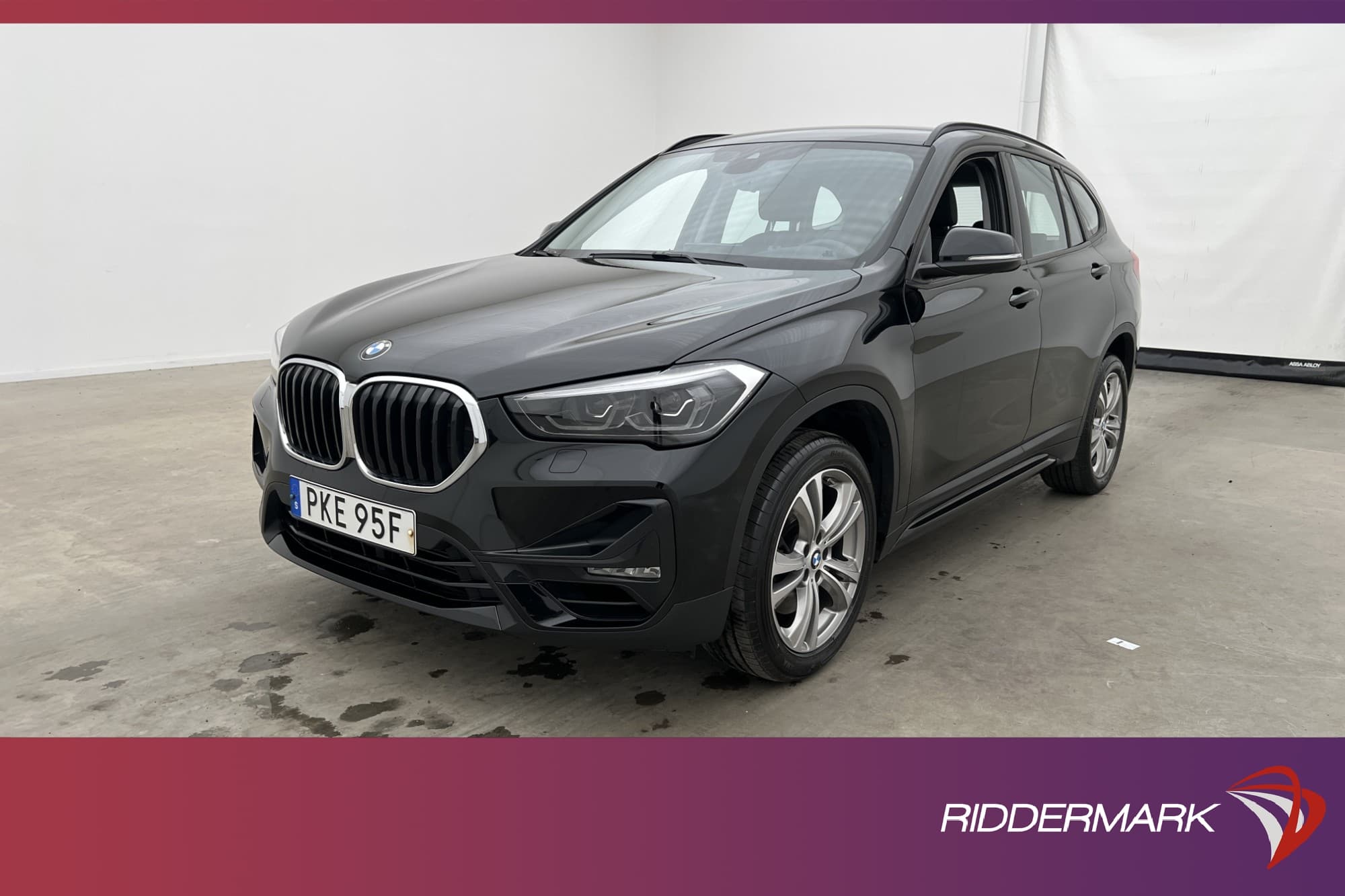 BMW X1 sDrive20i Sport Line HUD Navi Halvskinn Sensorer