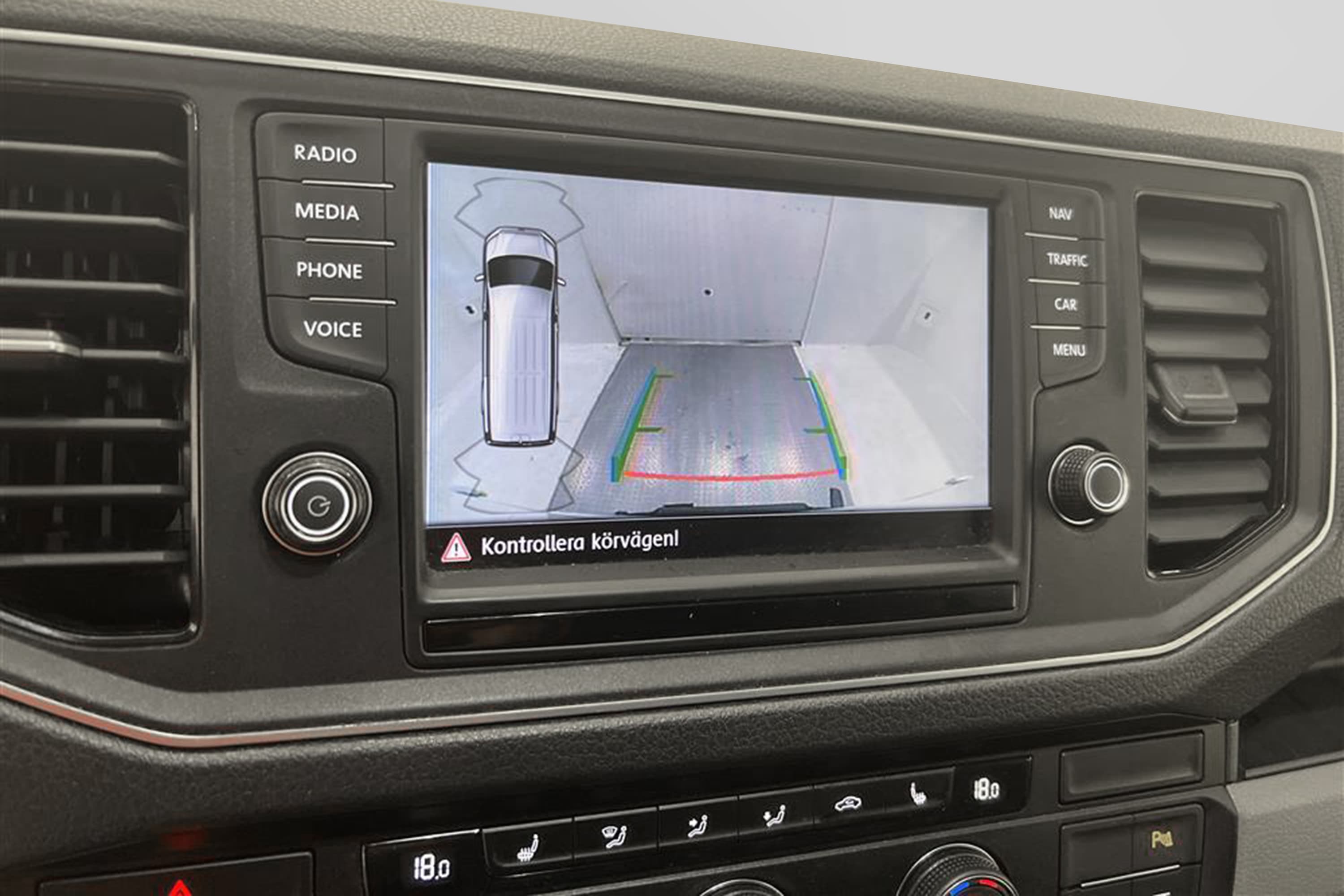 Volkswagen E-Crafter 35,8 kWh L2H2 Kamera 3-Sits Navi 1-Bruk