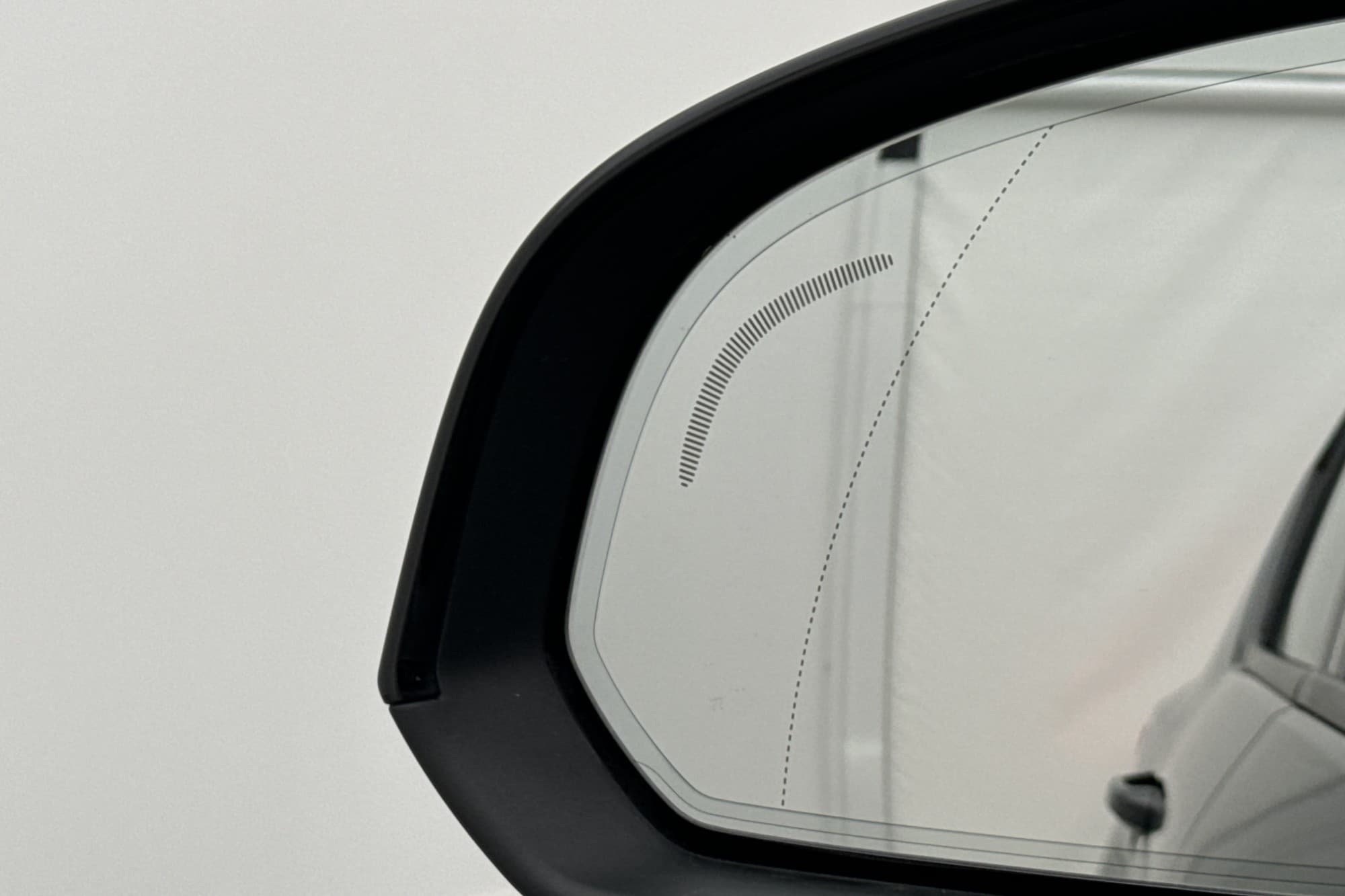 Volvo XC40 B4 Advanced P-Värm Kamera VOC Navi Rattvärme BLIS