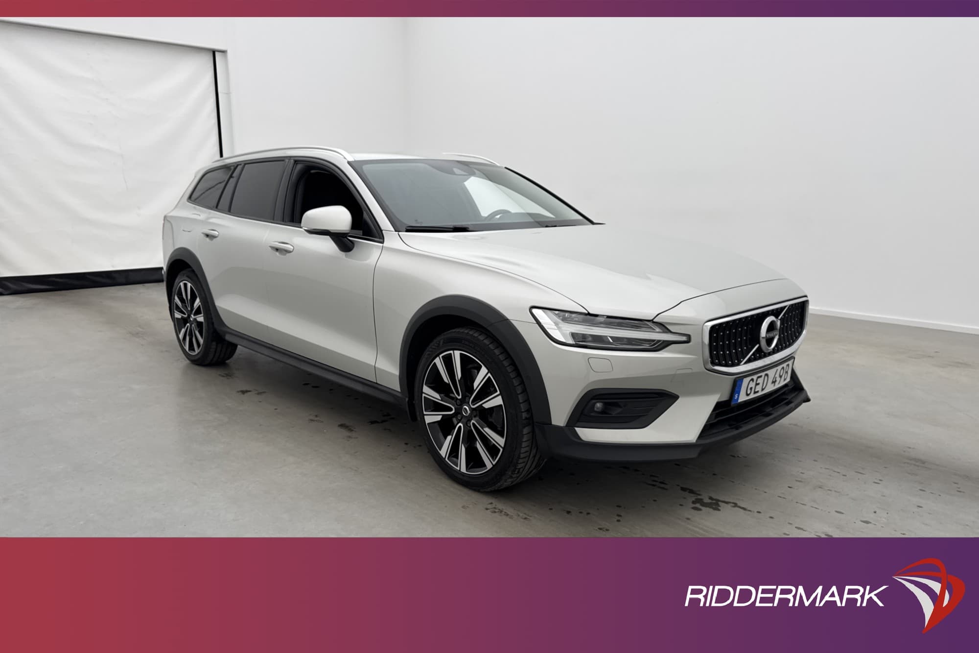 Volvo V60 Cross Country D4 AWD
