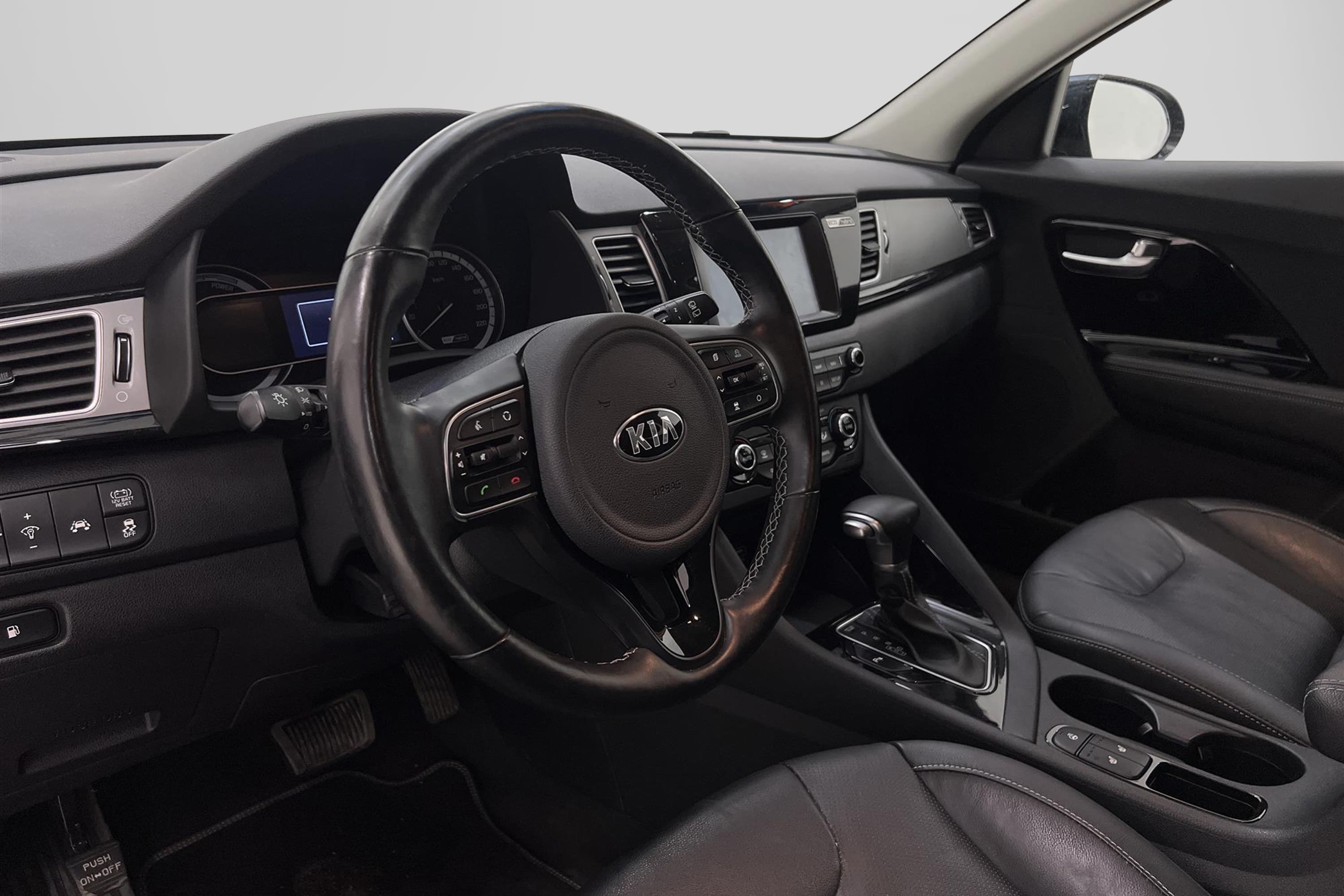 Kia Niro Hybrid 141hk M&K-Värm Navi Drag B-Kamera Skinn PDC 