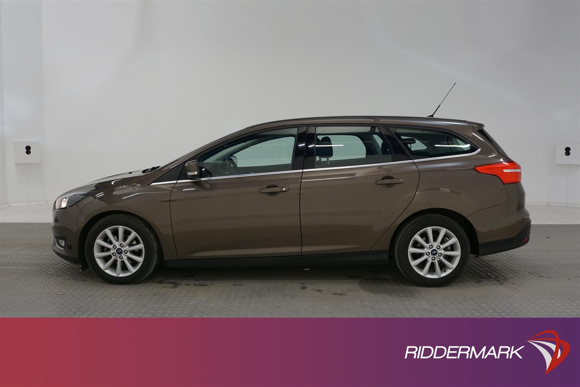 Ford Focus Kombi 1.0 125hk EcoBoost Drag Värmare 0.44l/mil
