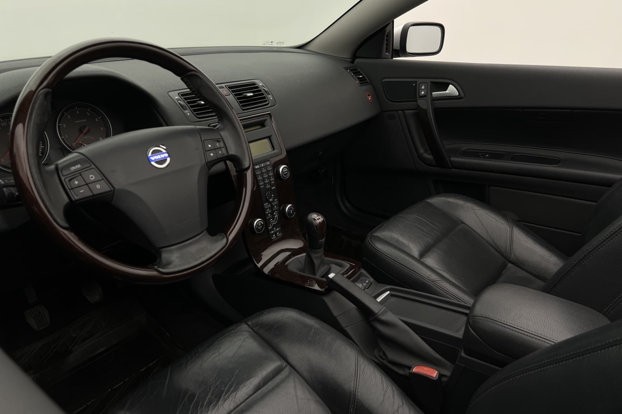 Volvo C70 T5 Cabriolet 220hk Momentum Skinn Motorvärmare