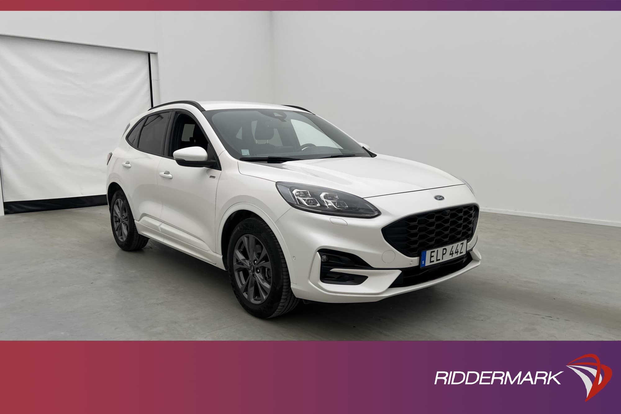 Ford Kuga PHEV 225hk