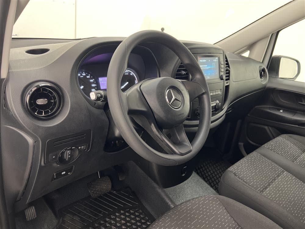 Mercedes-Benz eVito  41kWh Automat Kamera Lång Moms 
