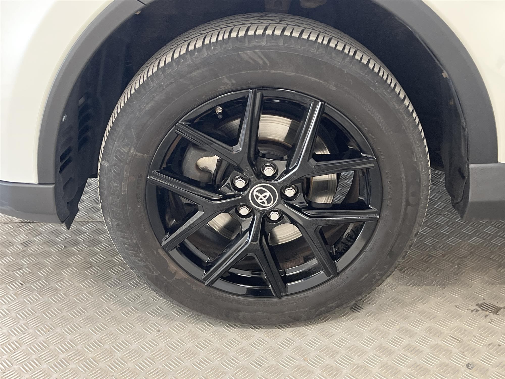 Toyota RAV4 Hybrid 2.5 AWD 197hk 1 Bruk Drag B-Kam Keyless 