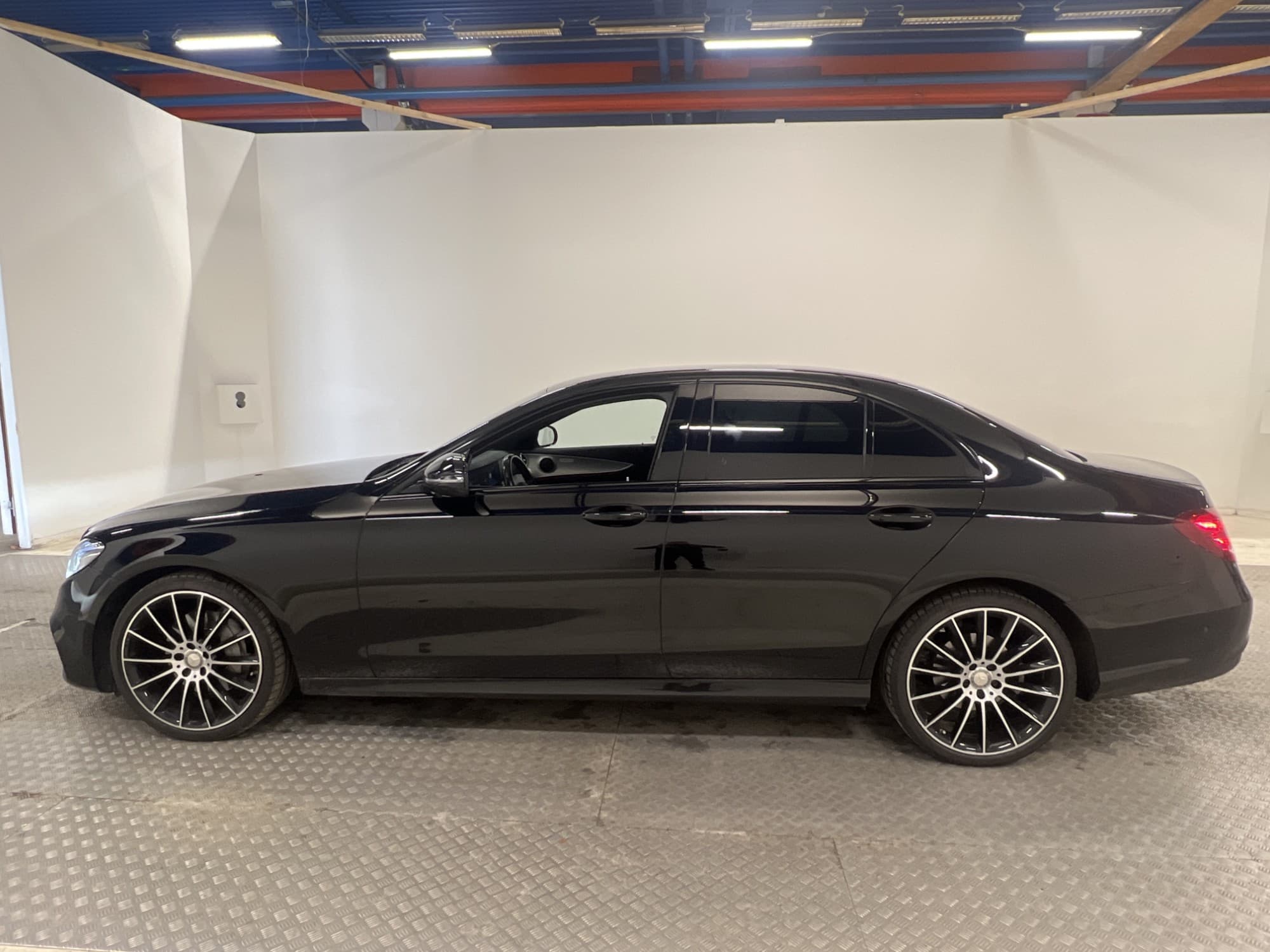 Mercedes-Benz E 220 d 194hk