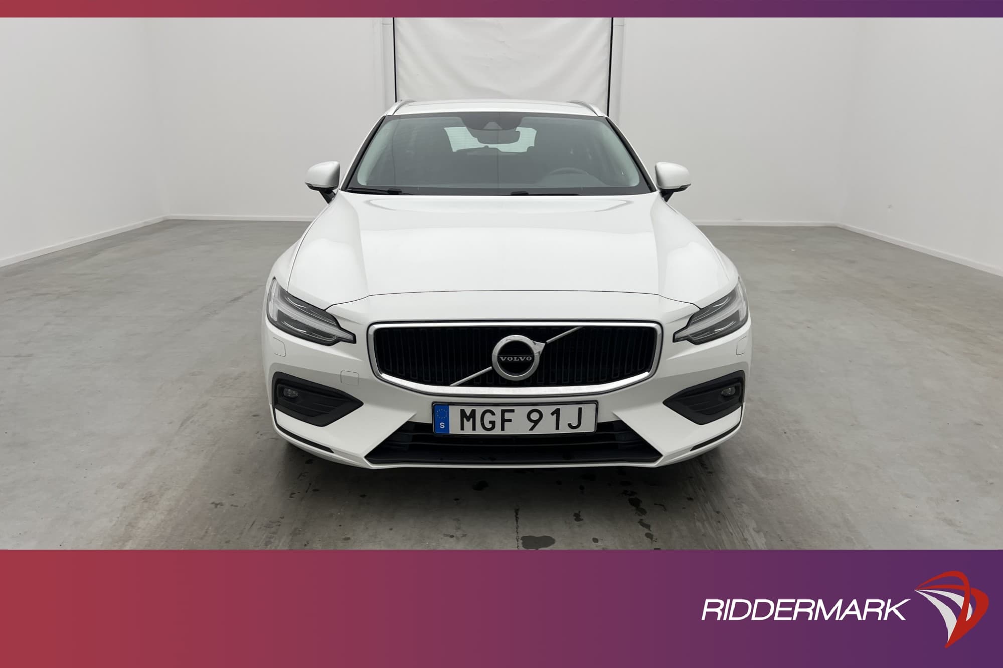 Volvo V60 B4
