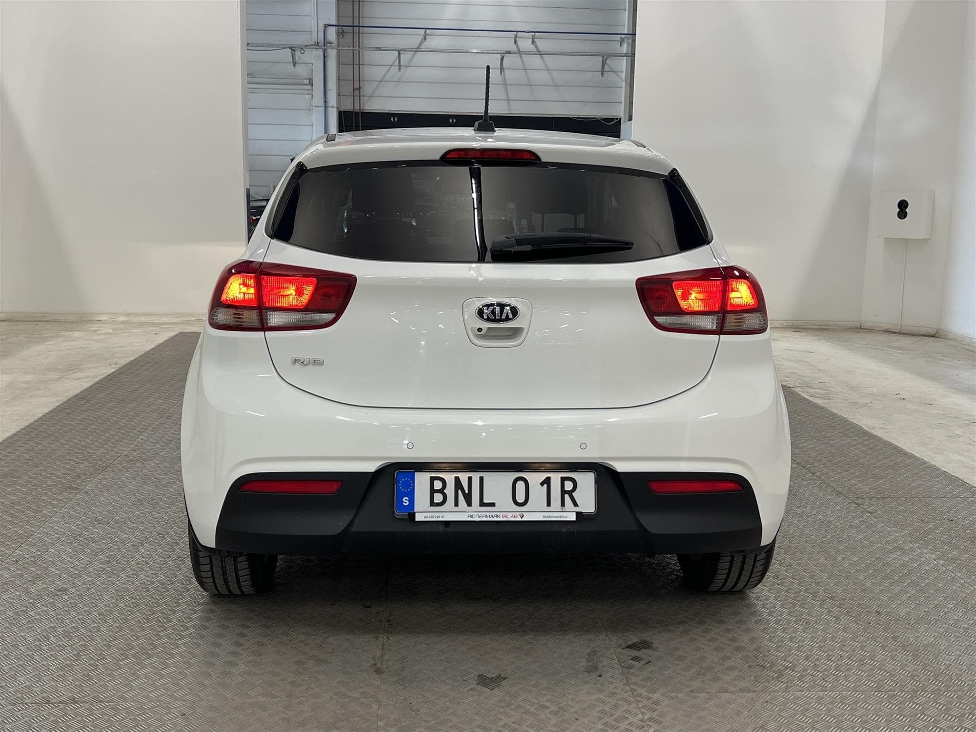 Kia Rio 1.2 84hk M&K-Värmare B-Kamera 712kr Skatt 0,51L/mil