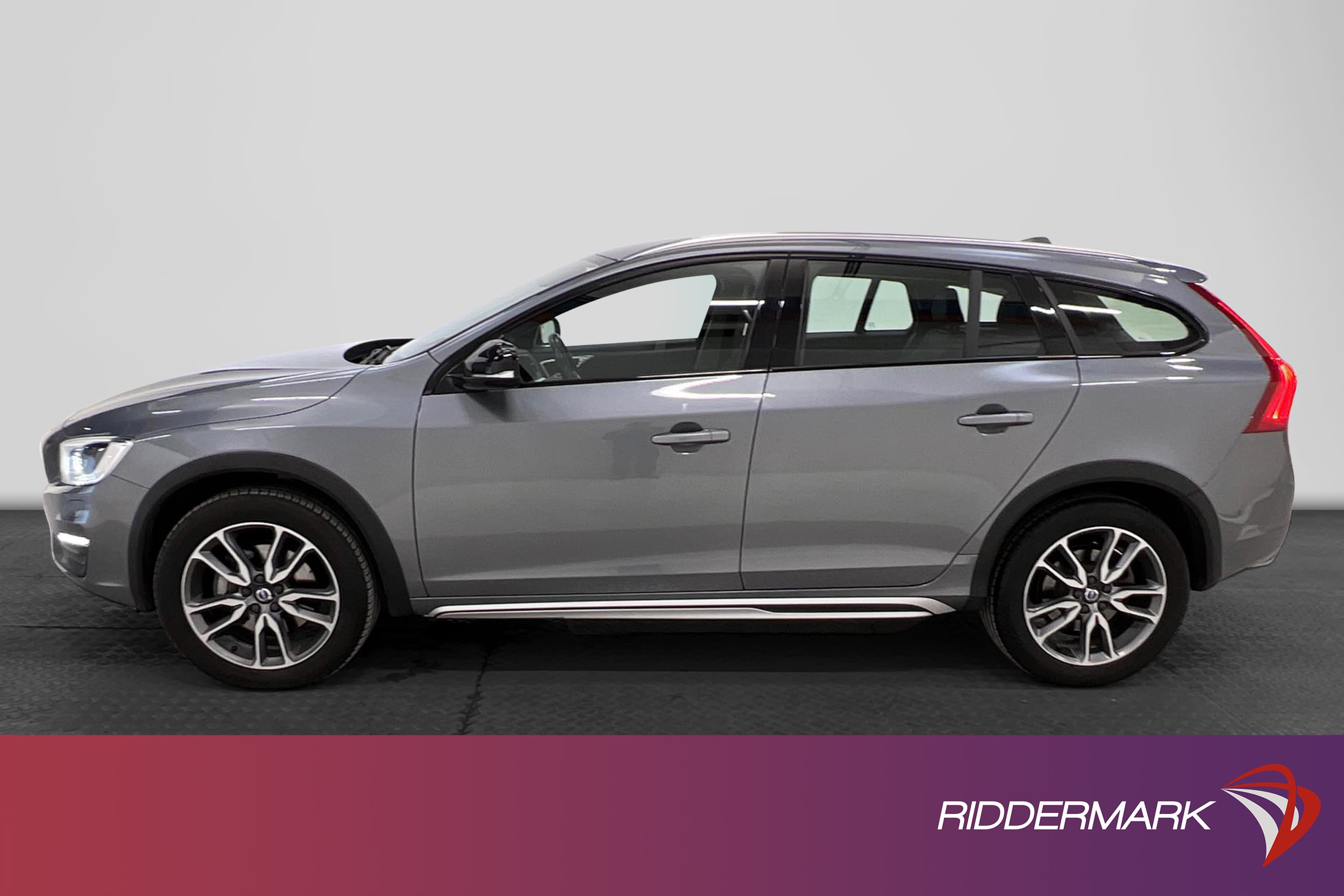 Volvo V60 Cross Country D3 150hk Summum Voc D-Värm Navi