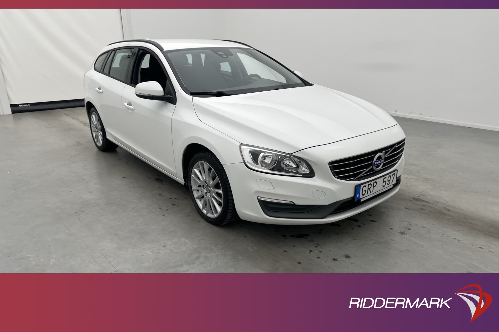 Volvo V60 T3 Manuell 150hk