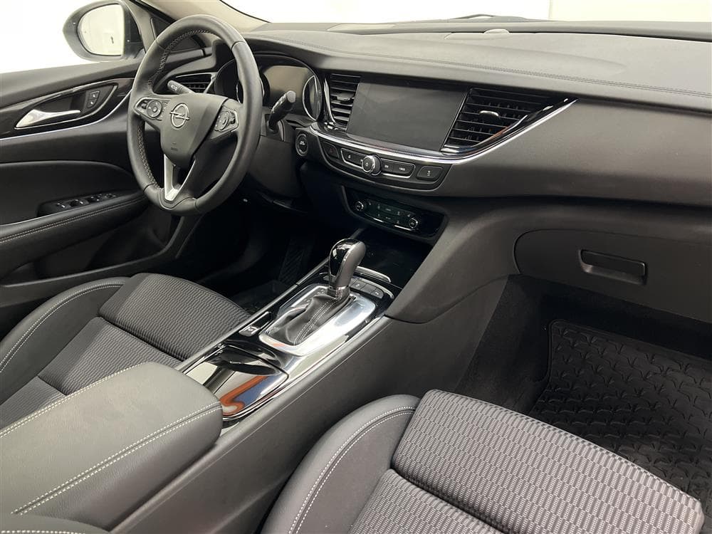 Opel Insignia 174hk Navi Backkamera Carplay Drag 0,43l/milinteriör
