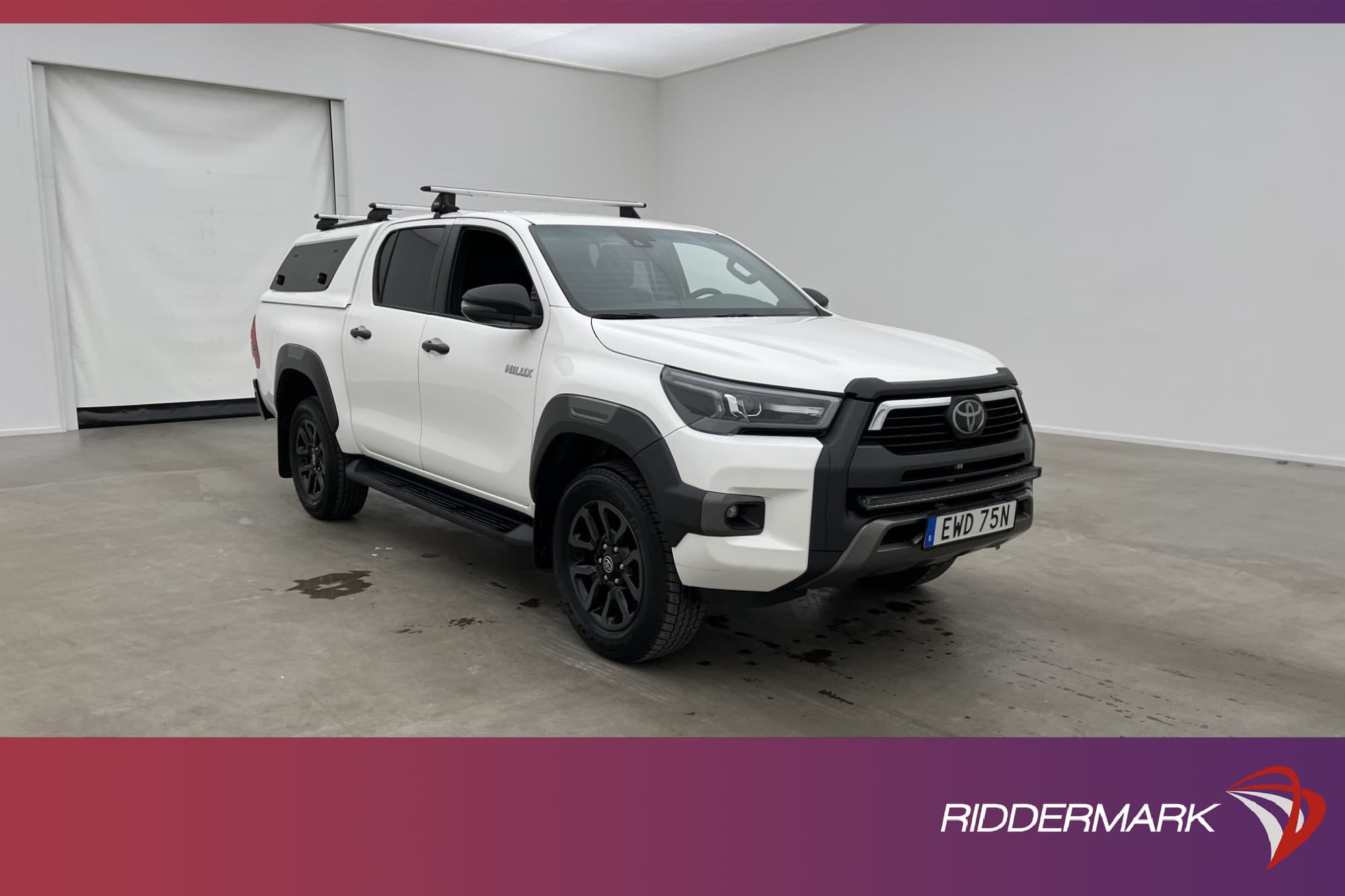 Toyota Hilux Invincible 2.8 4WD