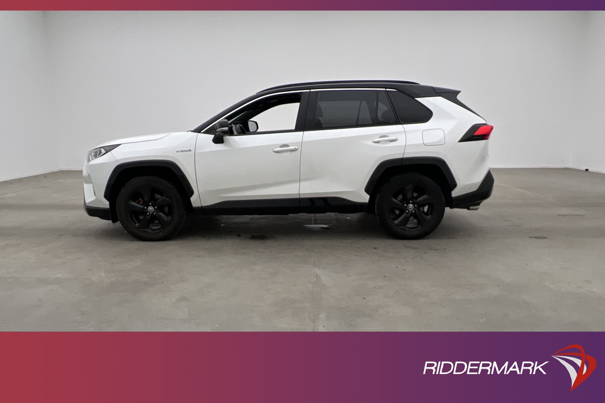 Toyota RAV4 Hybrid AWD 222hk Style JBL B-Kamera Dragkrok