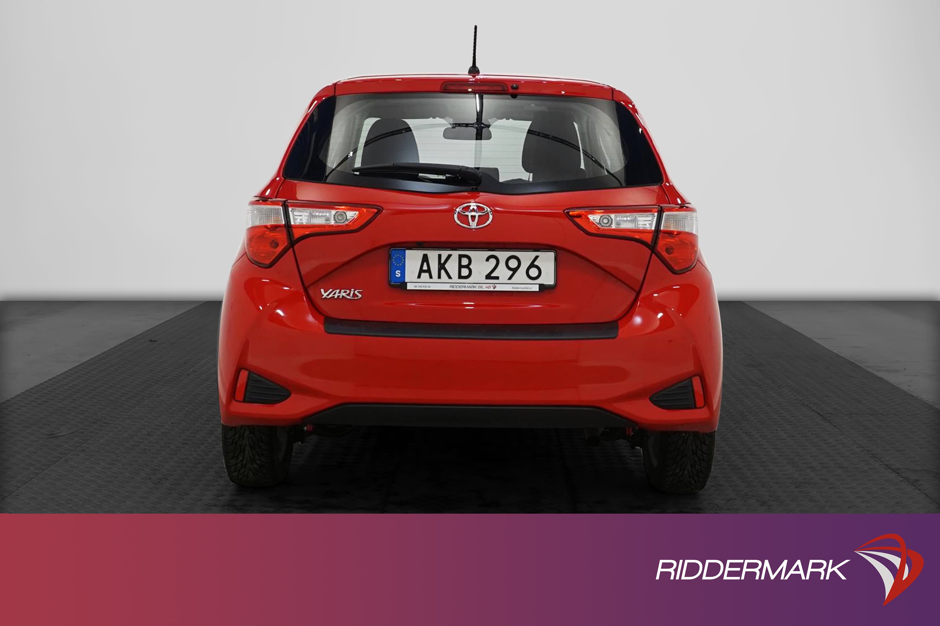 Toyota Yaris 1.5 111hk M&K Värm B-Kam 382kr Skatt 0,49L/mil