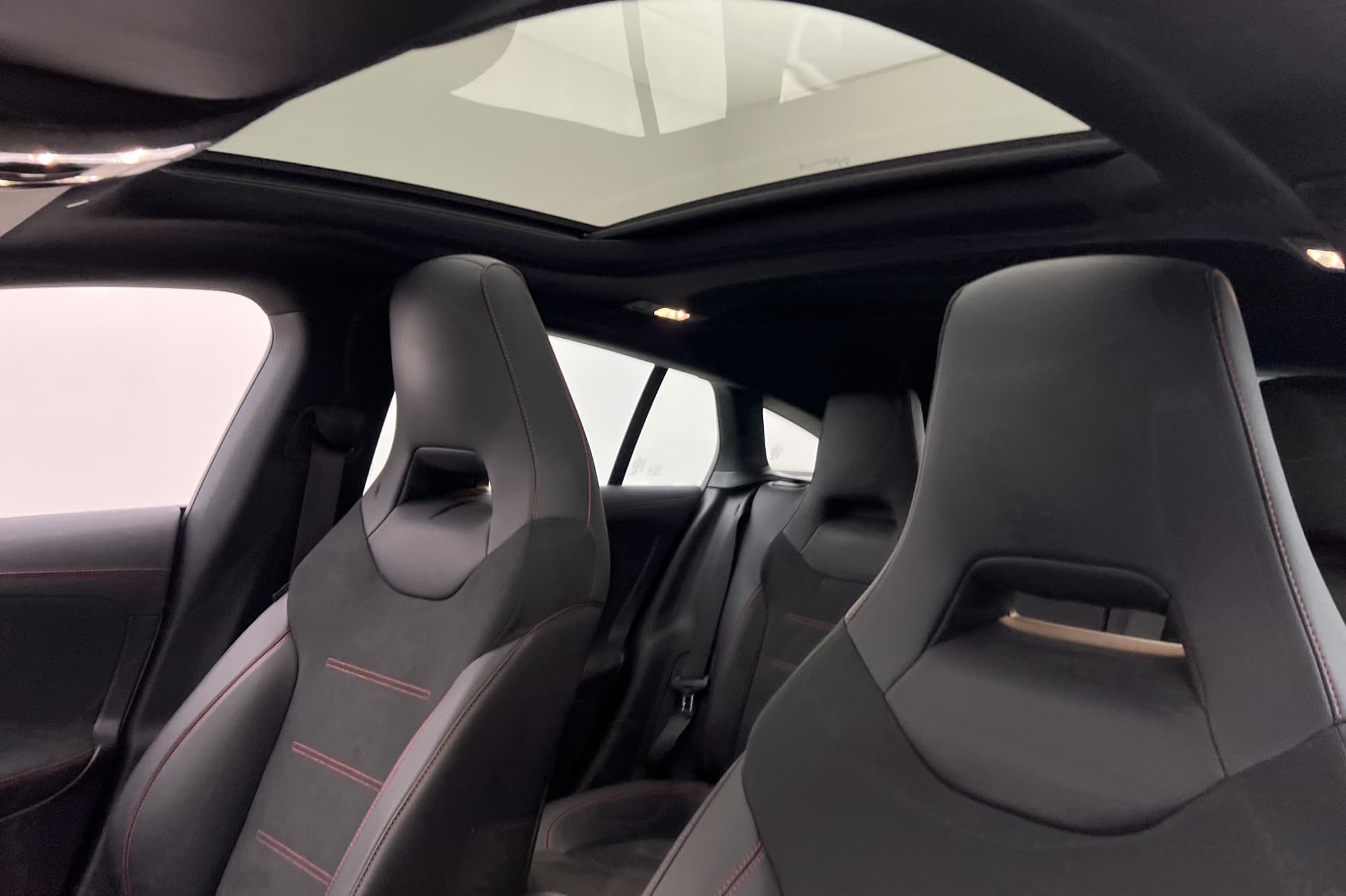 Mercedes-Benz CLA 250 e SB 218hk AMG P-Värm Pano Kamera MOMS