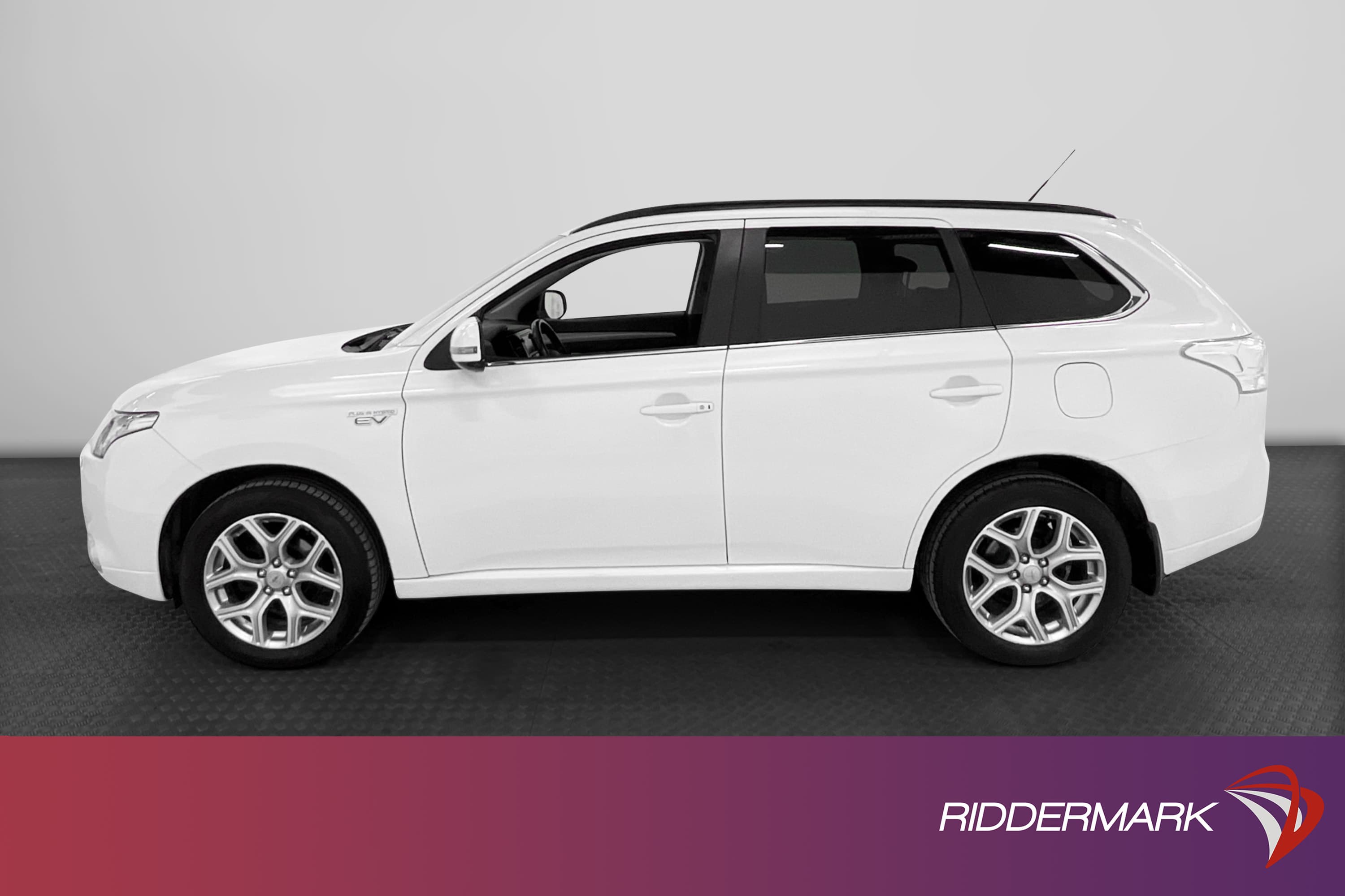 Mitsubishi Outlander PHEV 4WD 203hk