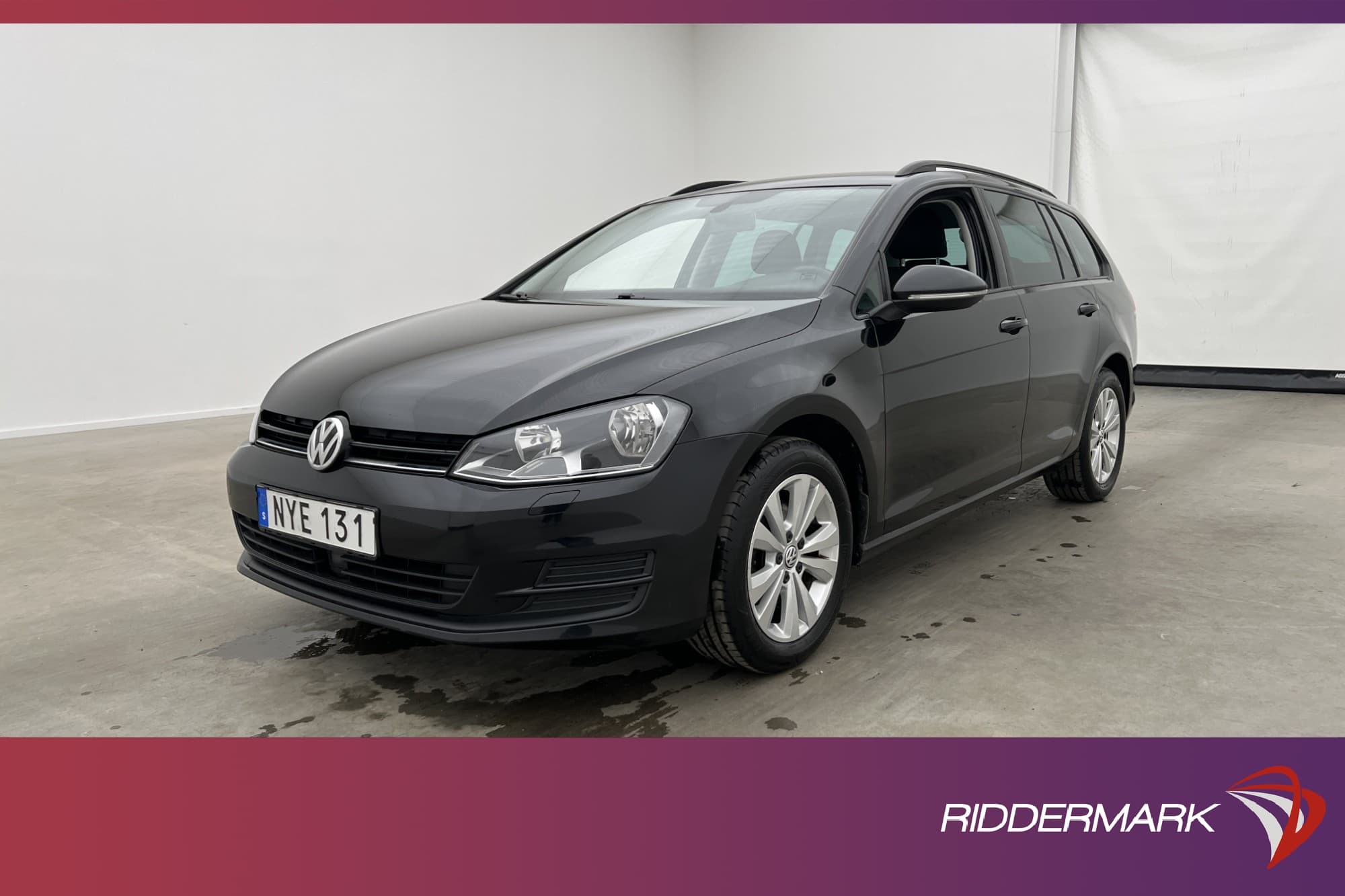 Volkswagen Golf Sportscombi 110hk Kamera Dragkrok CarPlay