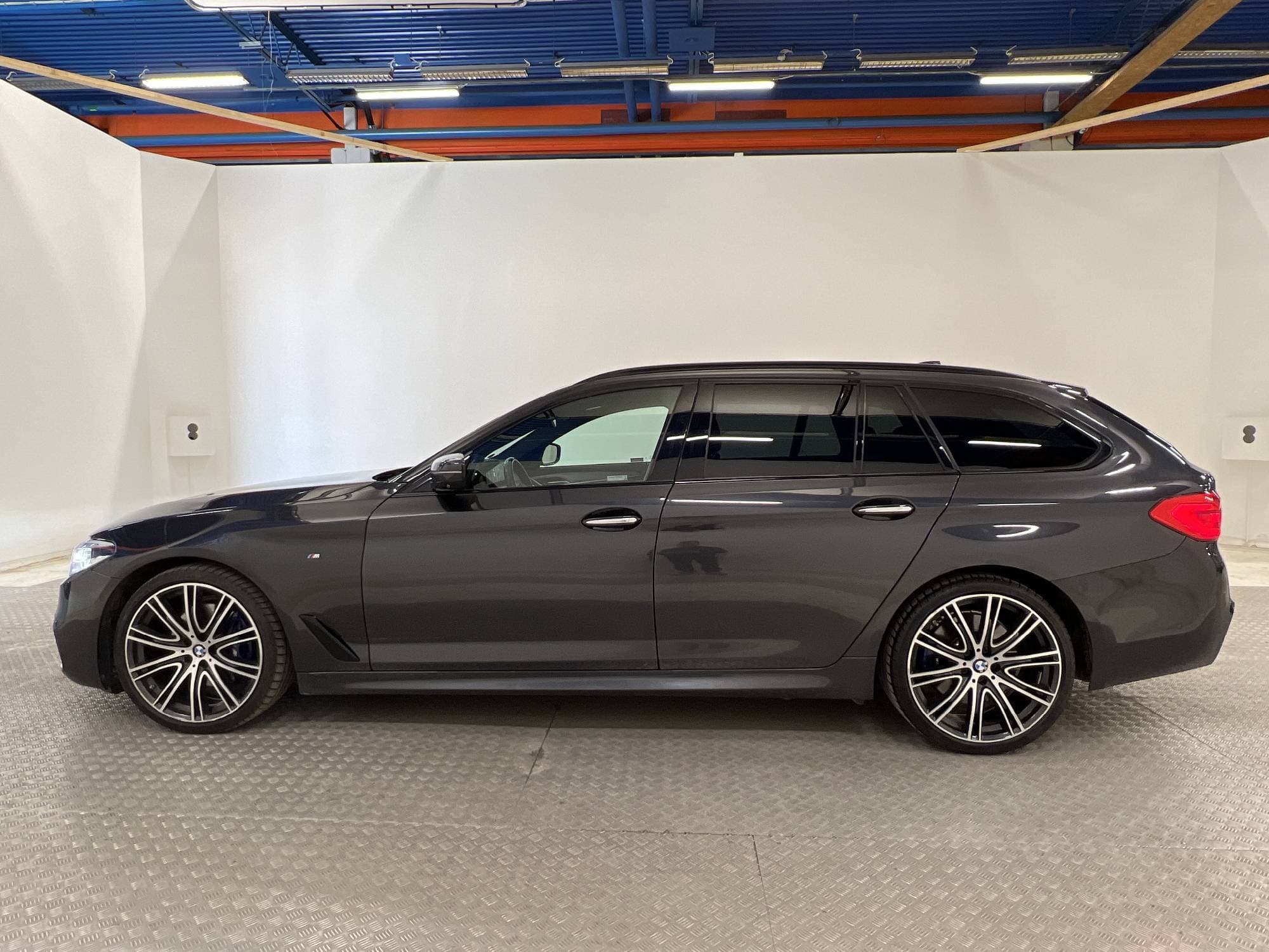 BMW 530 d xDrive 265hk