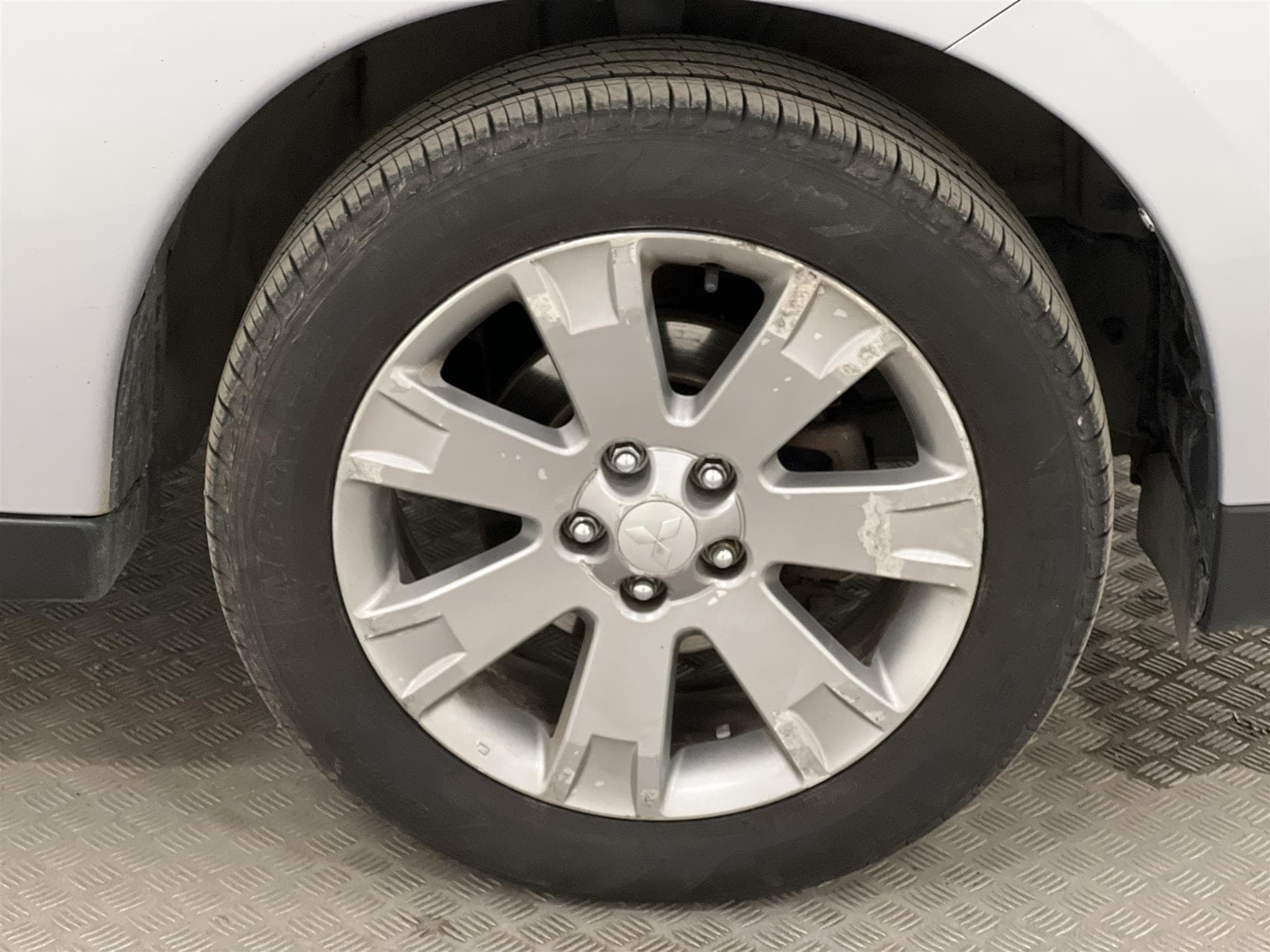 Mitsubishi Outlander 2.2 Di-D AWD M-Värm B-Kamera 0,54l/milinteriör
