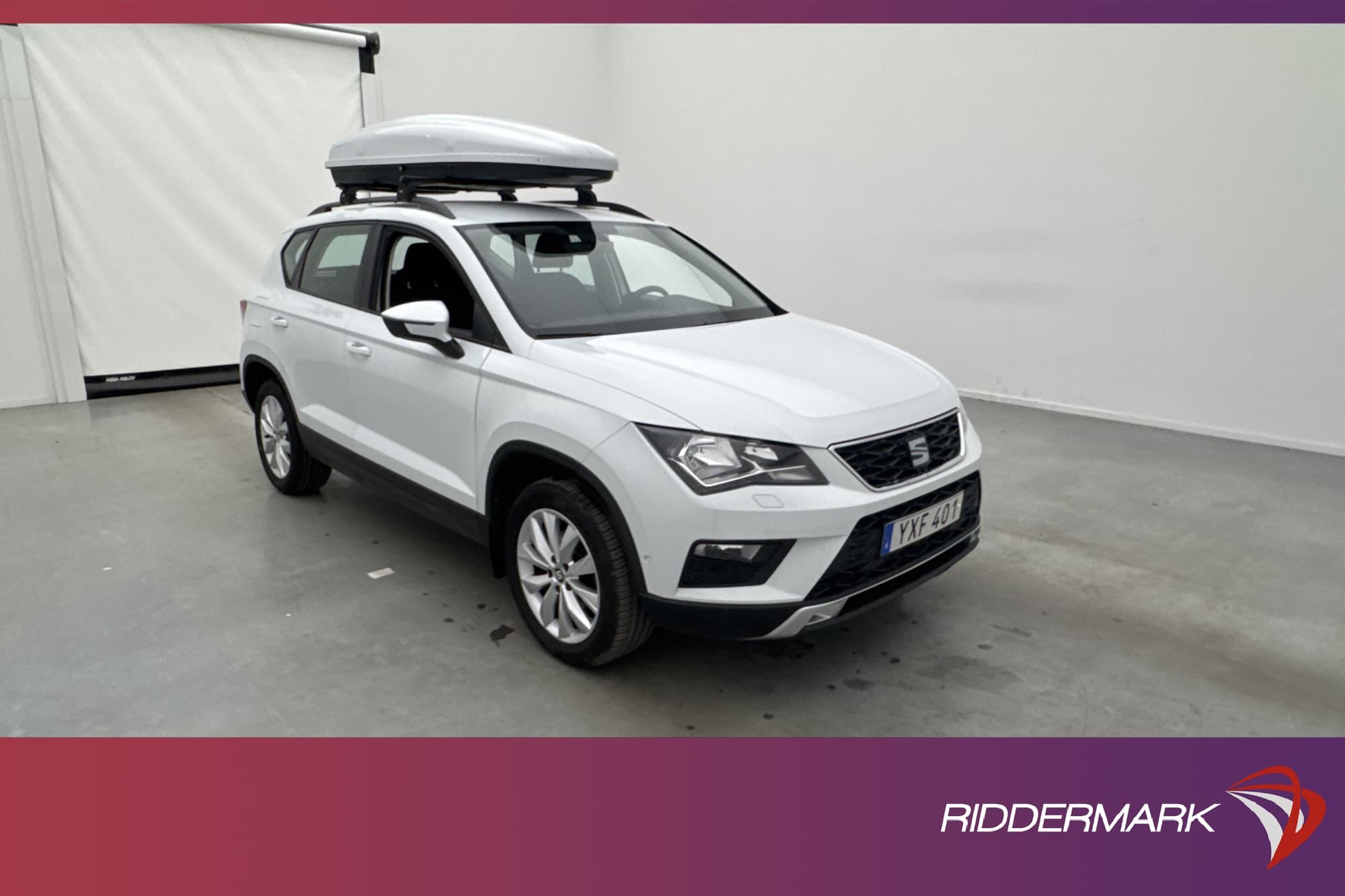 SEAT Ateca 1.6 TDI 115hk Style Takbox Sensorer CarPlay Drag
