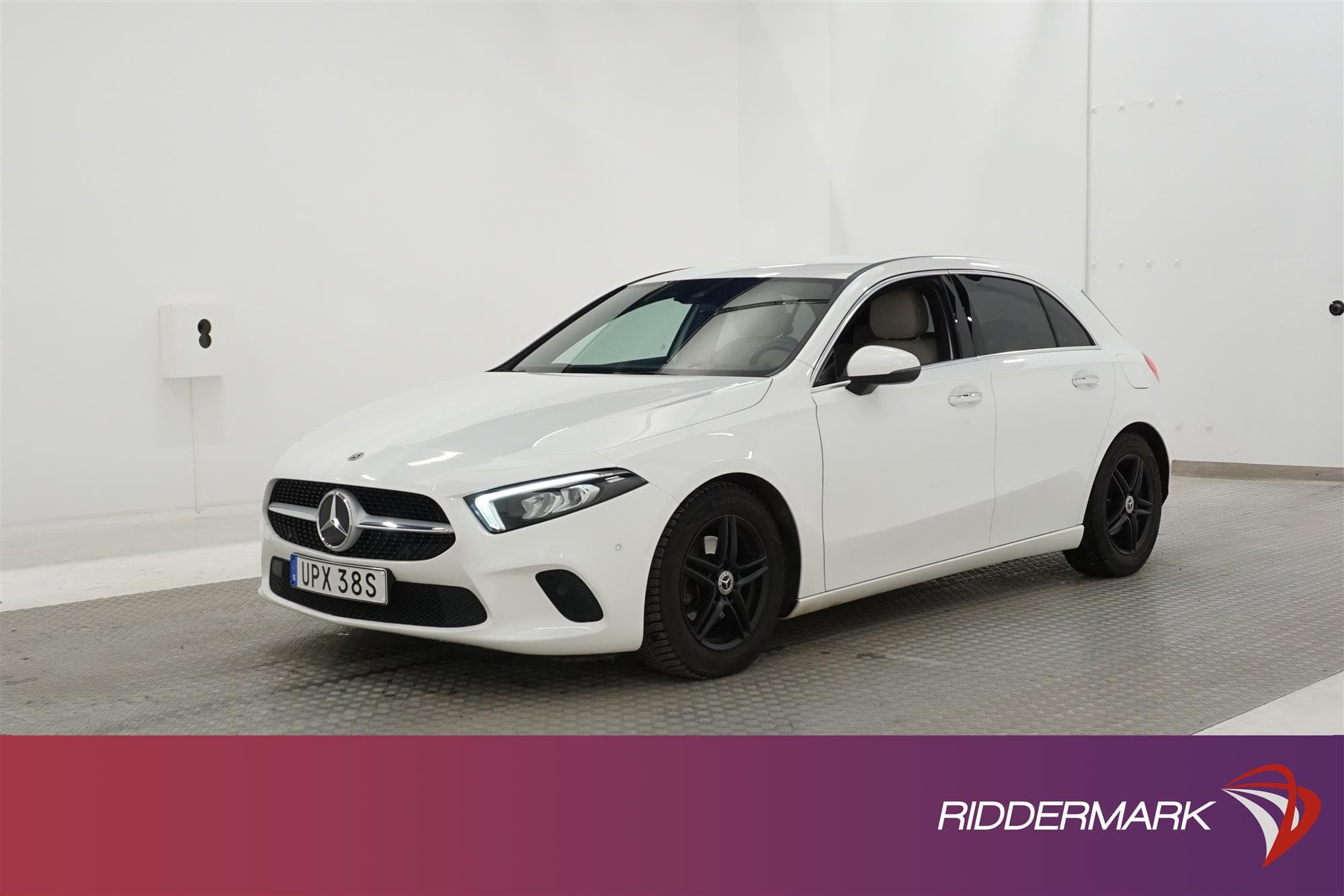 Mercedes-Benz A 180 136hk