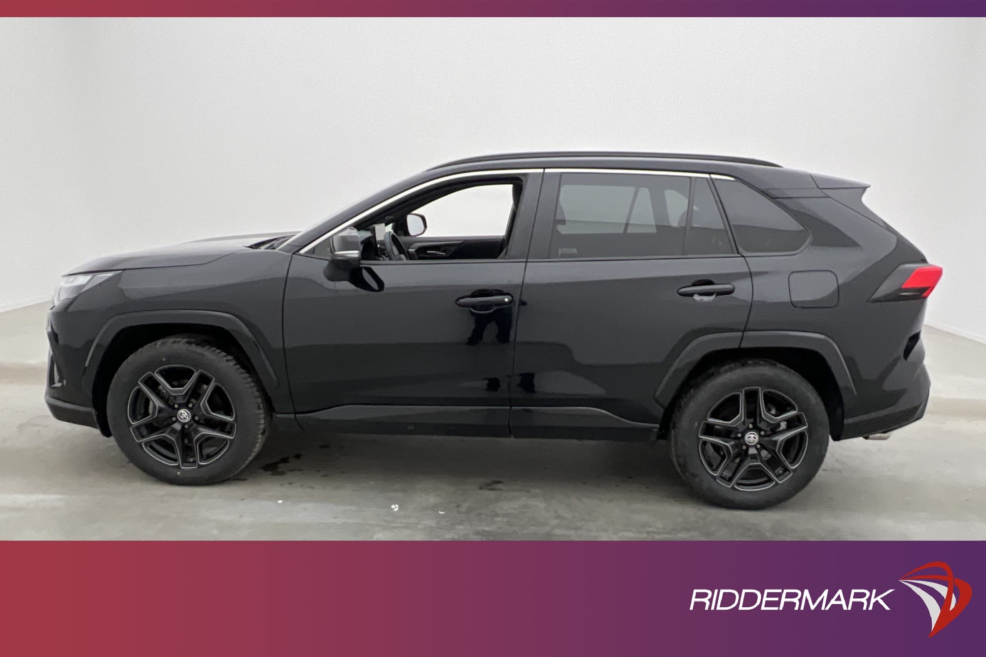 Toyota RAV4 Hybrid AWD 222hk