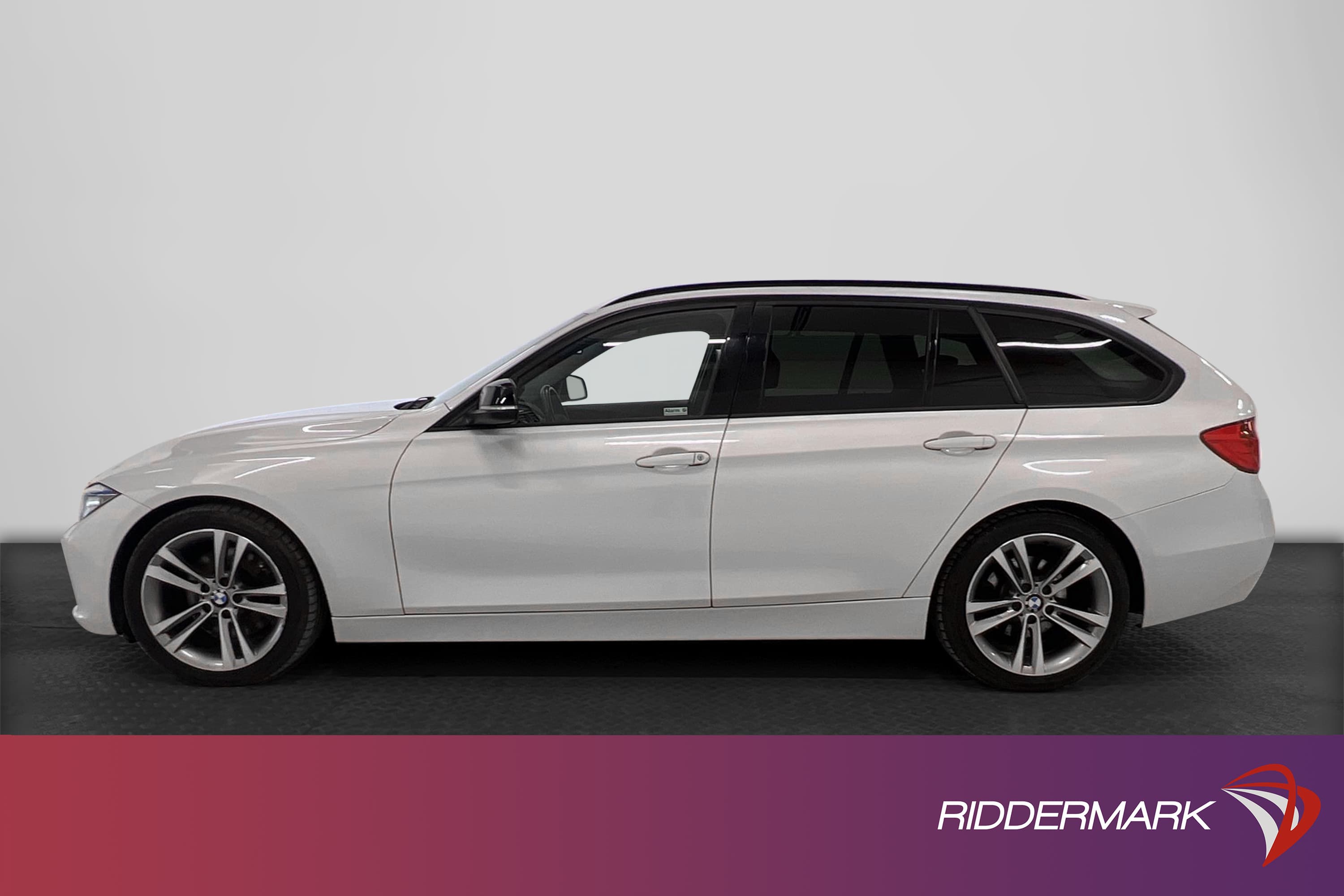 BMW 328i Touring 245hk