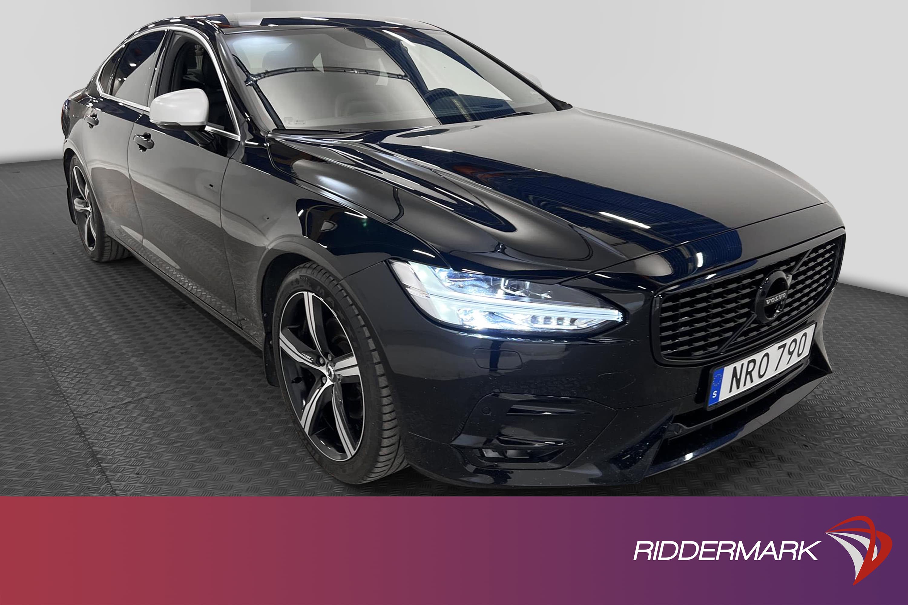 Volvo S90  D5 AWD  235hk R-Design VOC HUD Drag D-Värm Blis