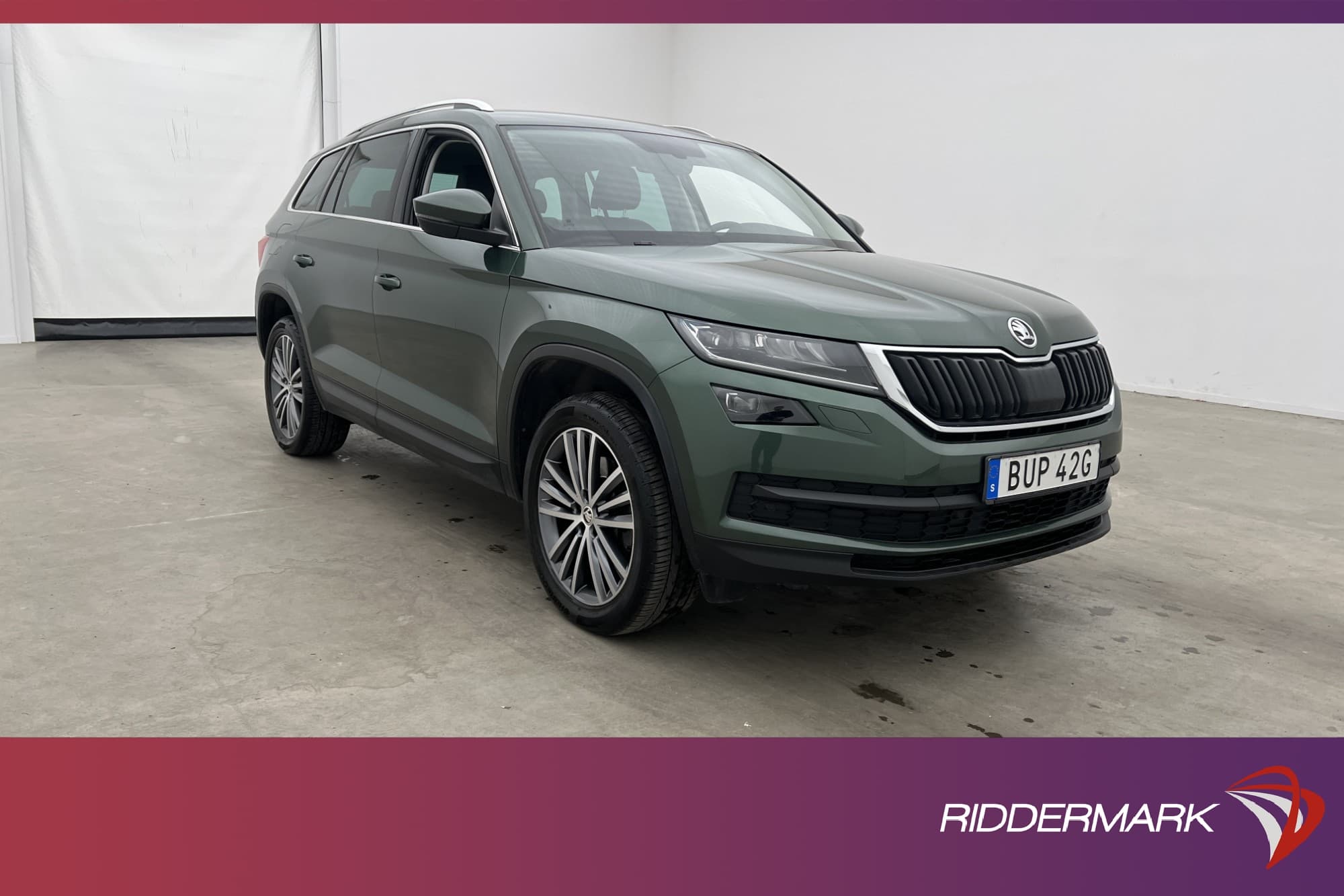 Skoda Kodiaq 4x4 190hk Business Värmare Canton Drag Kamera