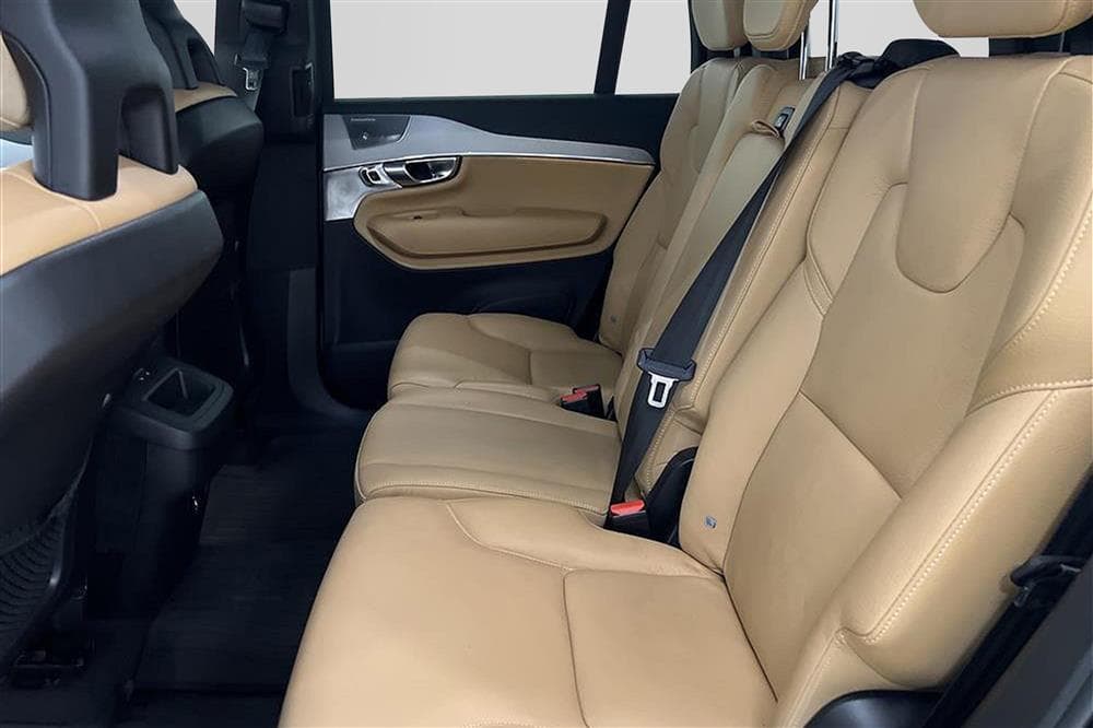 Volvo XC90 D5 AWD 235hk Inscription B&W 7-Sits Värmare Skinninteriör