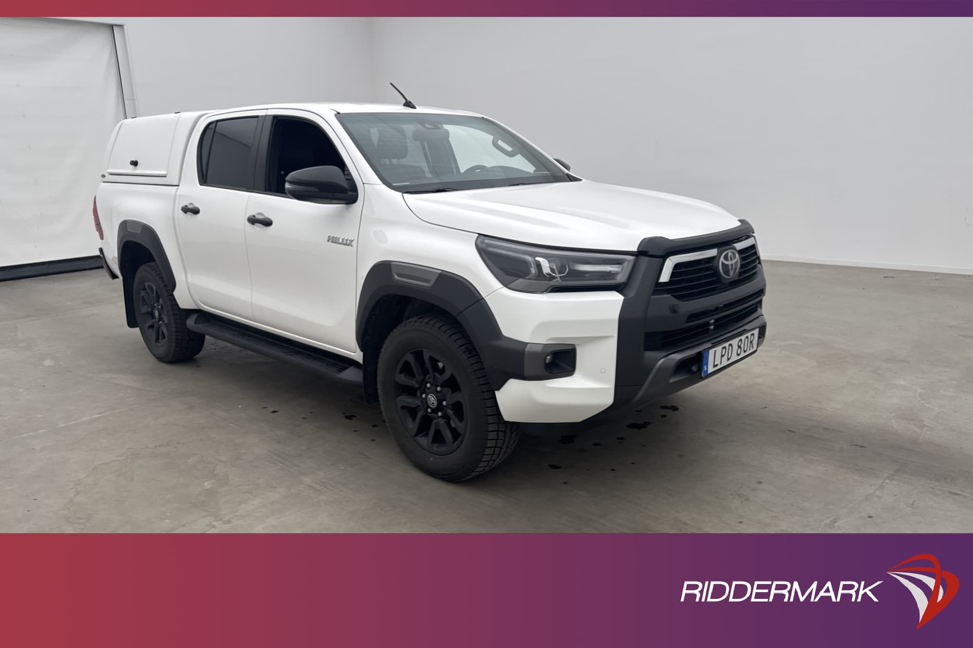 Toyota Hilux Invincible 2.8 4WD