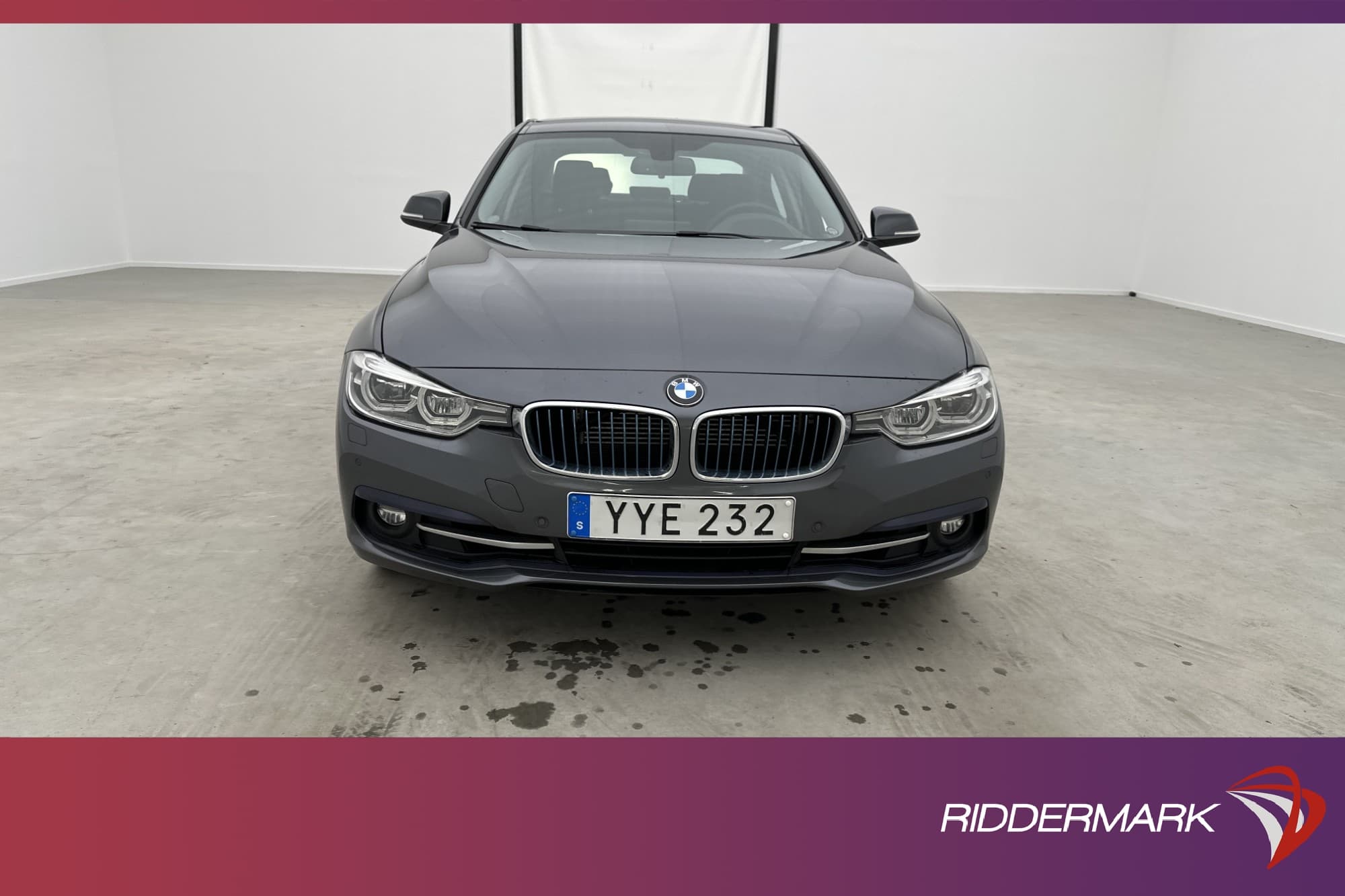 BMW 330e Sedan 252hk