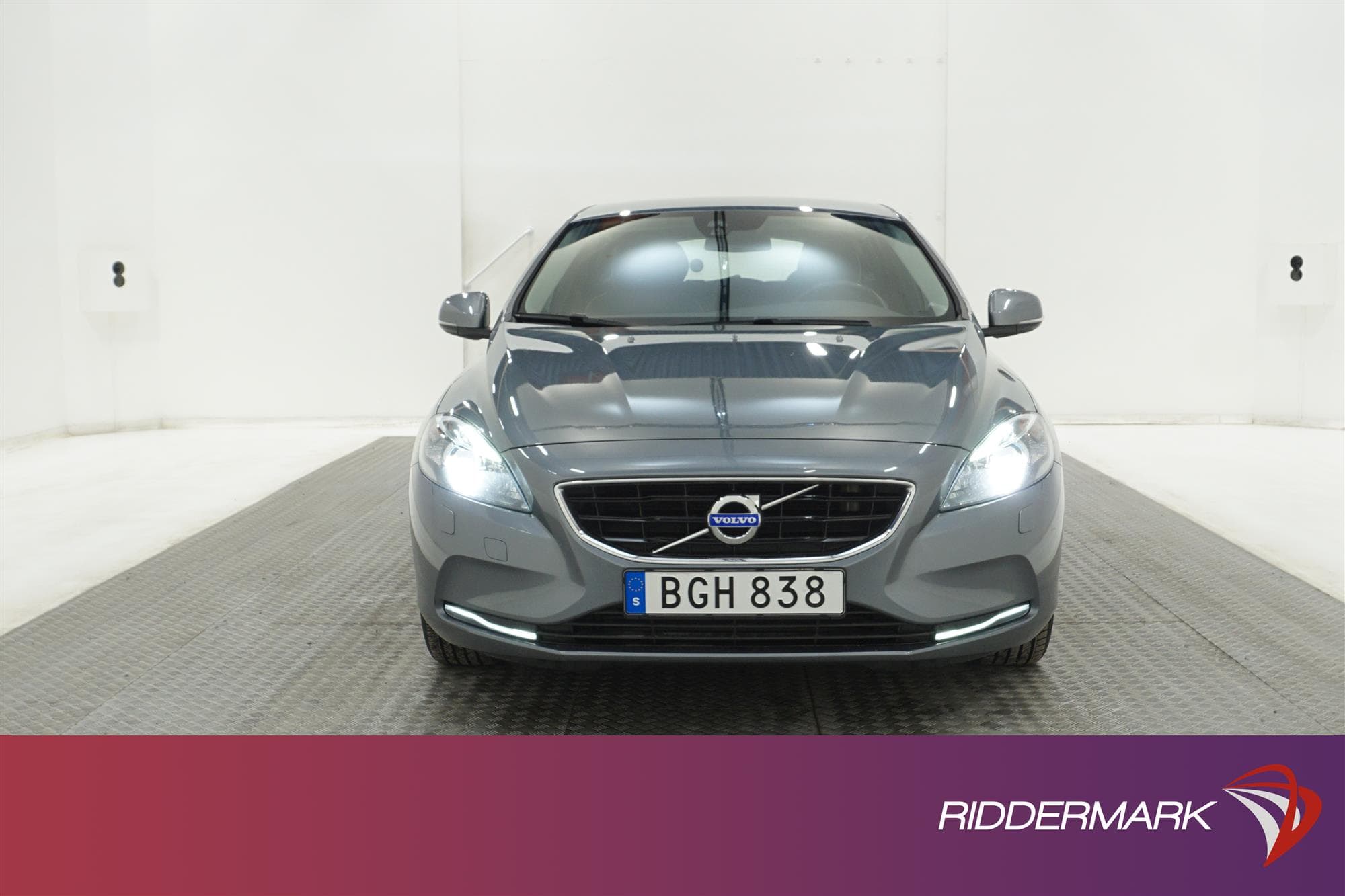 Volvo V40 T3 150hk  Momentum Välservad D-Värm Drag