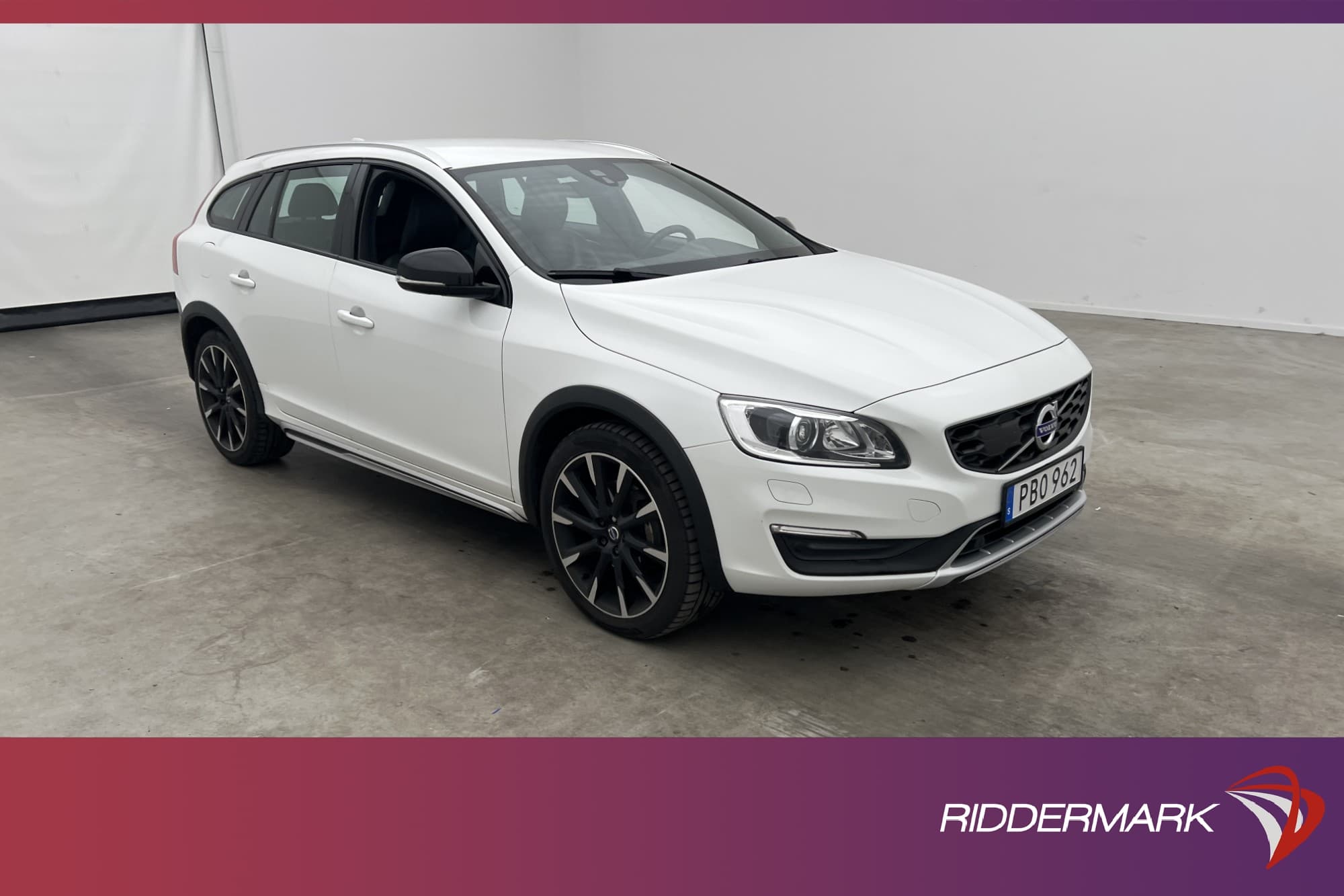 Volvo V60 Cross Country D4 AWD