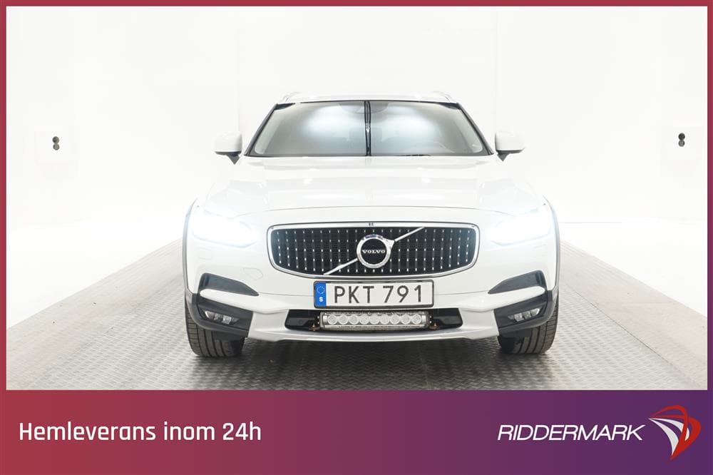 Volvo V90 Cross Country