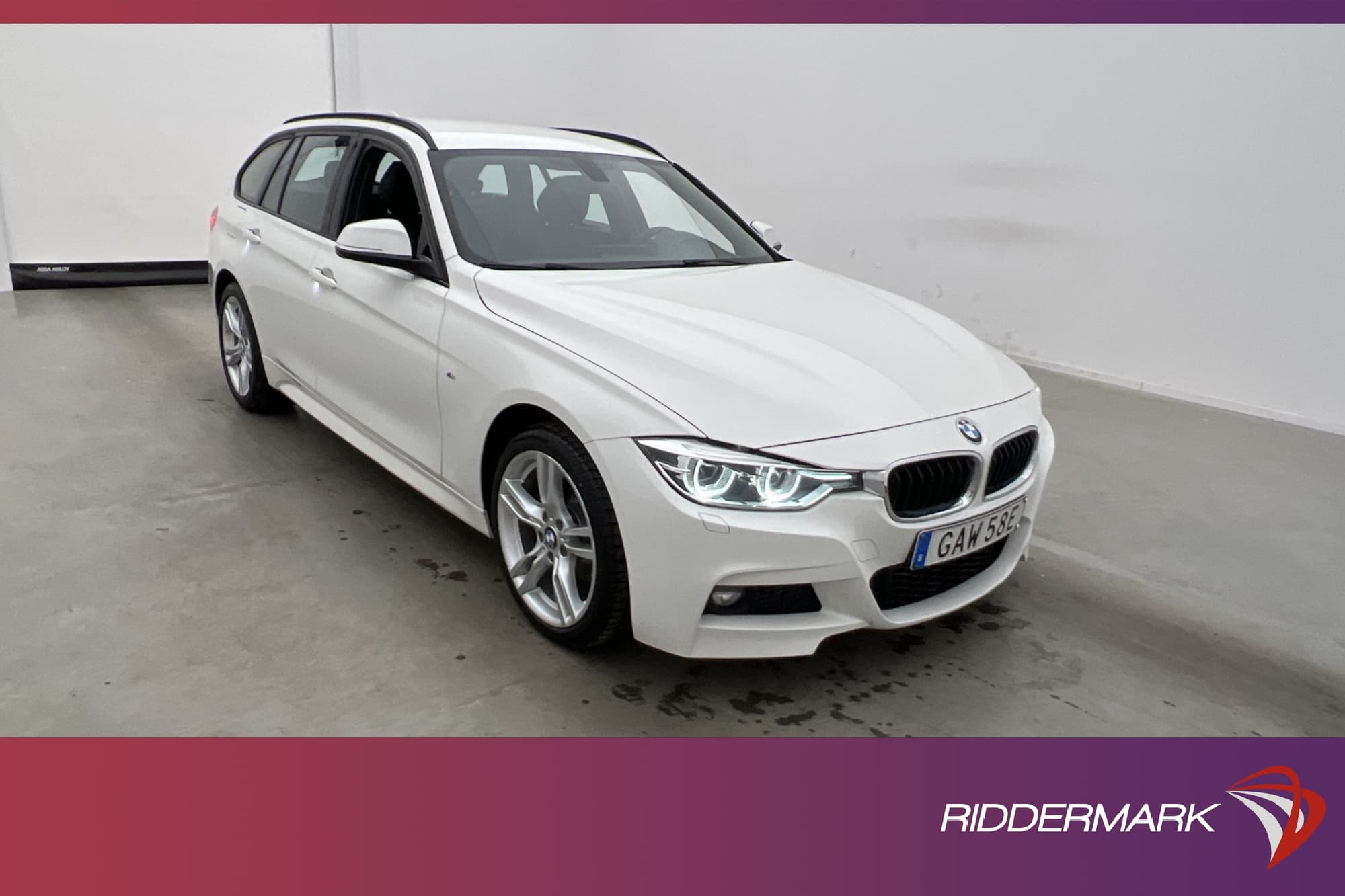 BMW 320 i xDrive Touring M Sport Navi Skinn Sensorer Keyless