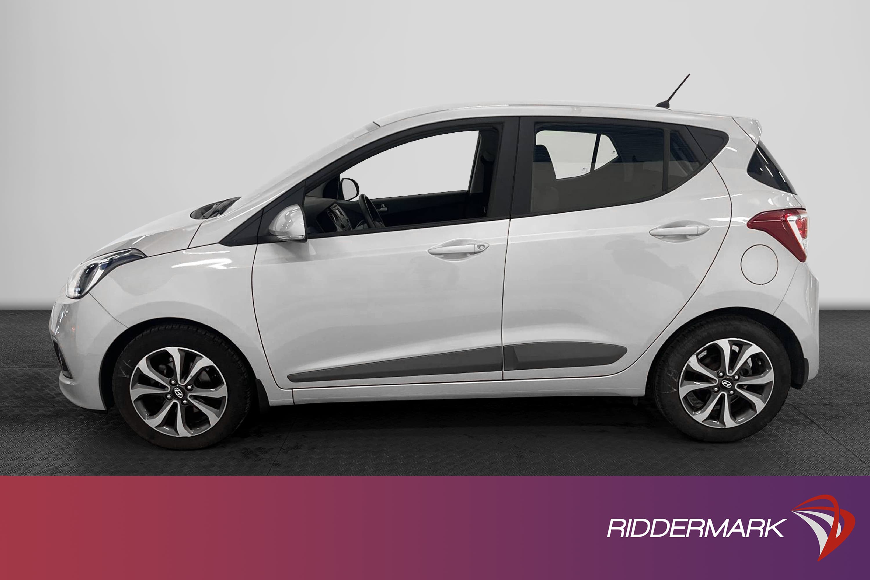 Hyundai i10 1.2 87hk