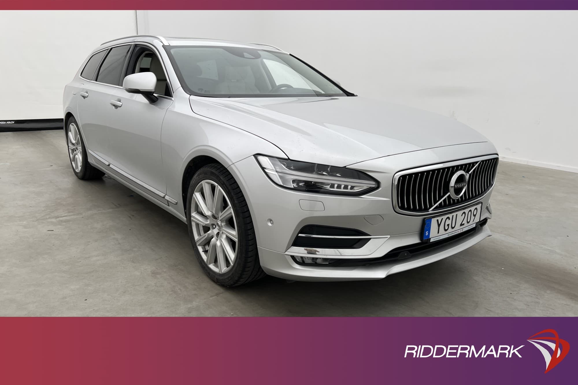 Volvo V90 D5 AWD