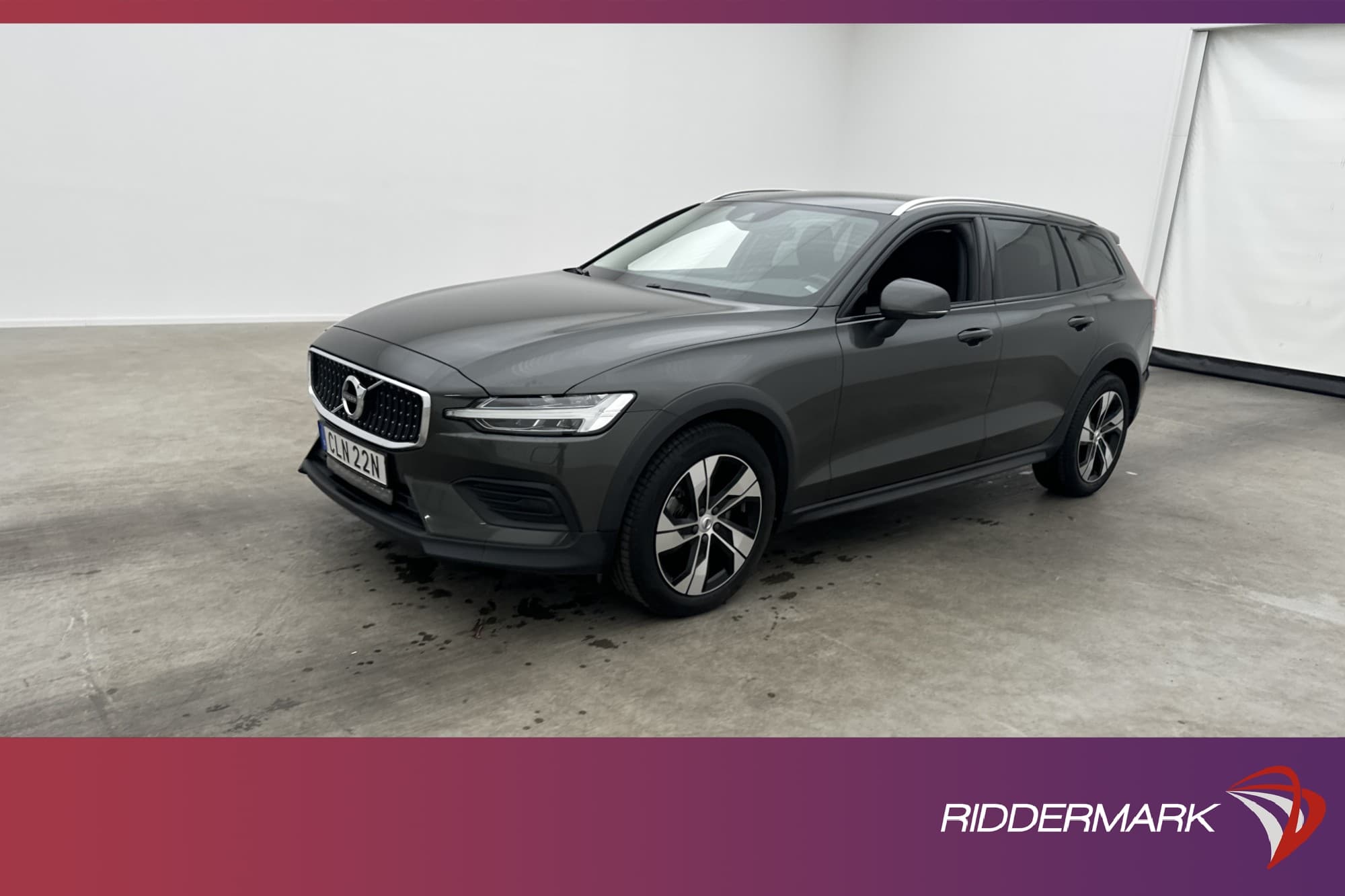 Volvo V60 Cross Country B4 AWD