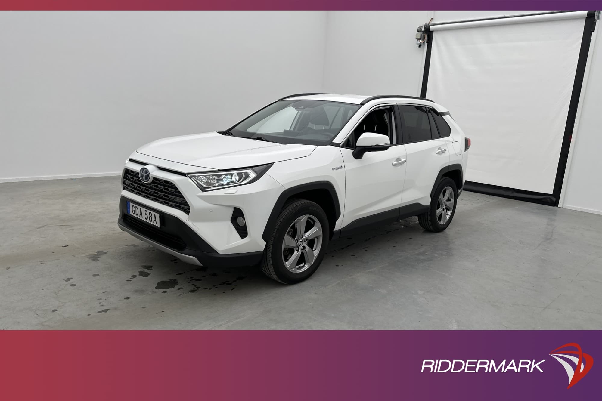 Toyota RAV4 Hybrid AWD-i 222hk