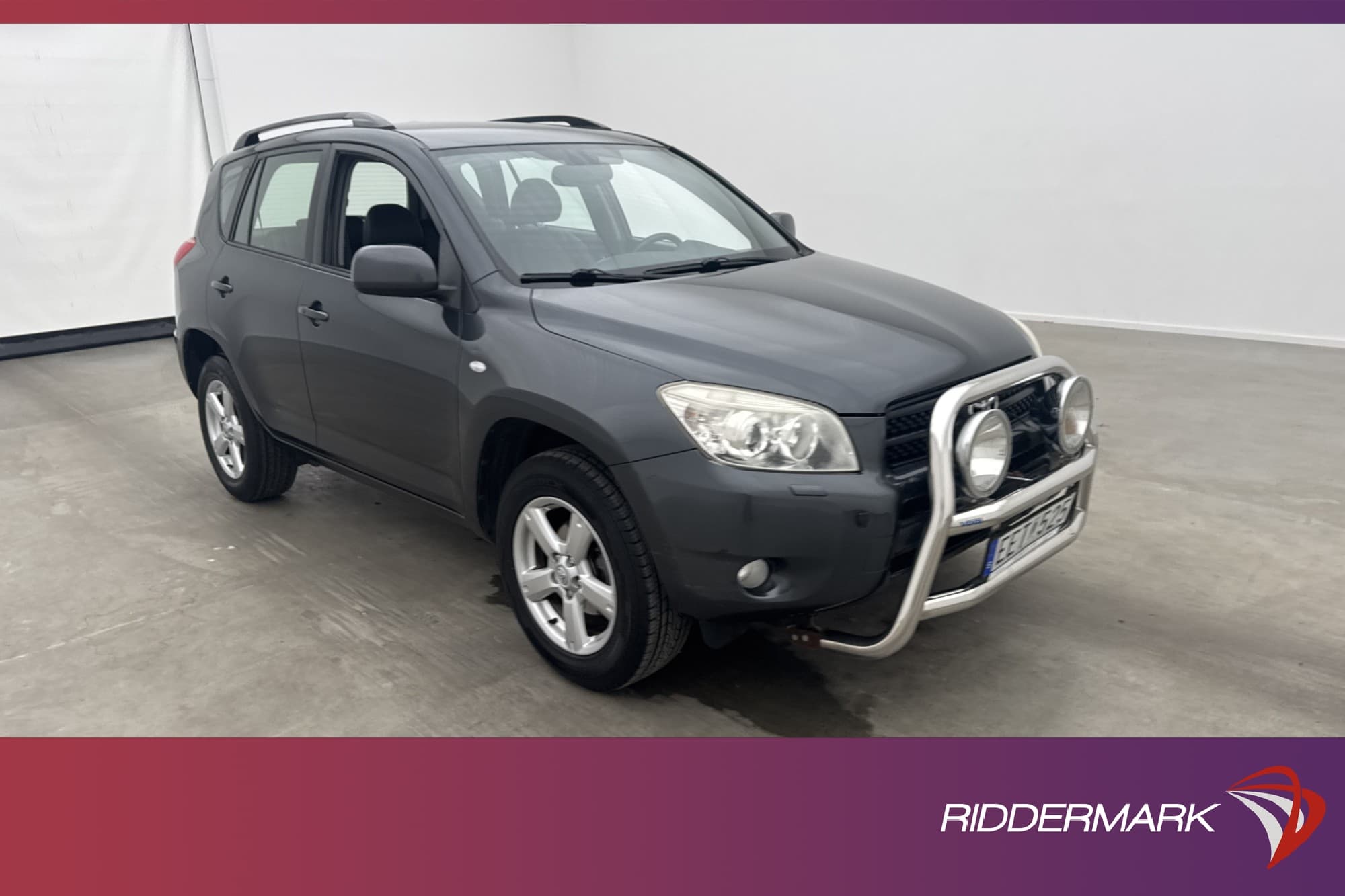 Toyota RAV4 2.0 VVT-i 152hk 4x4 M-Värmare Skinn Kamera Drag