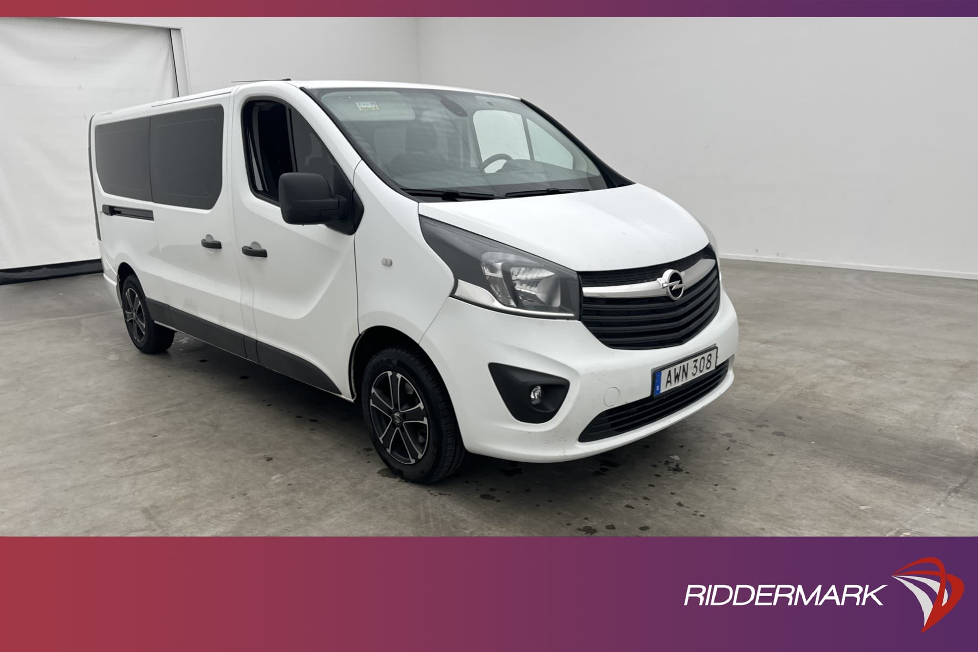 Opel Vivaro Kombi Lång B-Kamera Dragkrok Farthållare 9-Sits