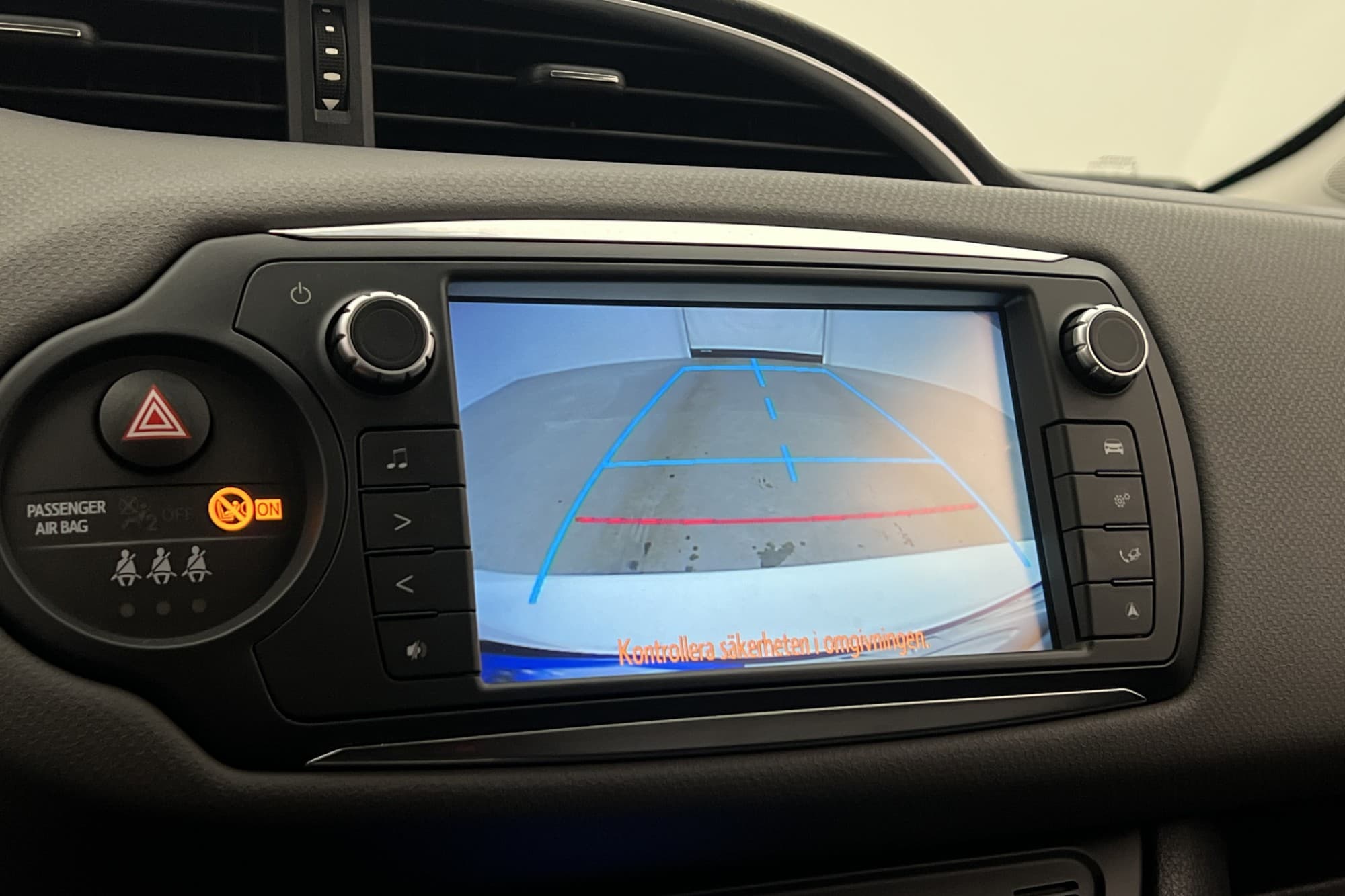 Toyota Yaris Hybrid e-CVT 101hk Active Kamera BT Farthållare
