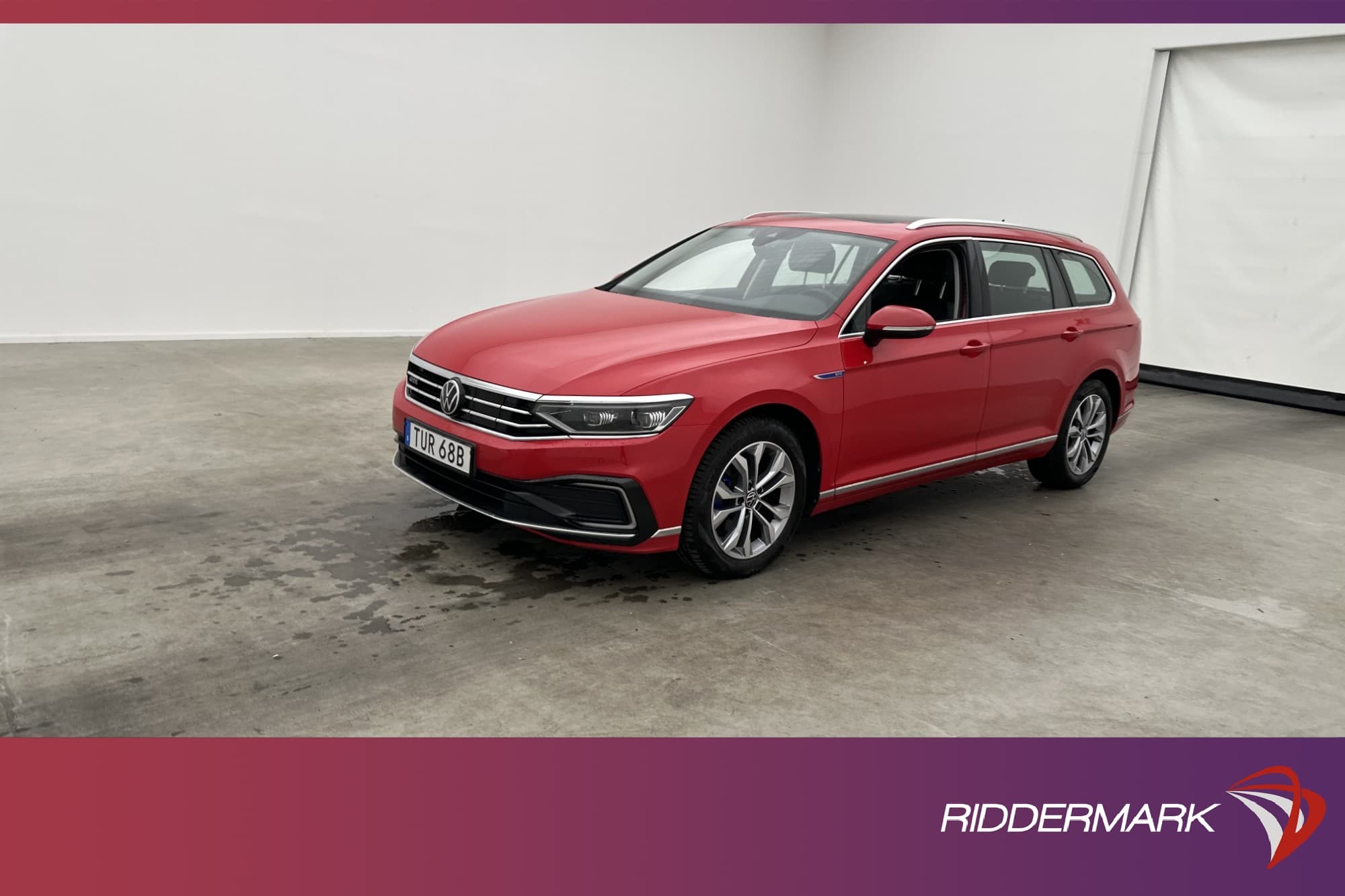 Volkswagen Passat GTE 218hk