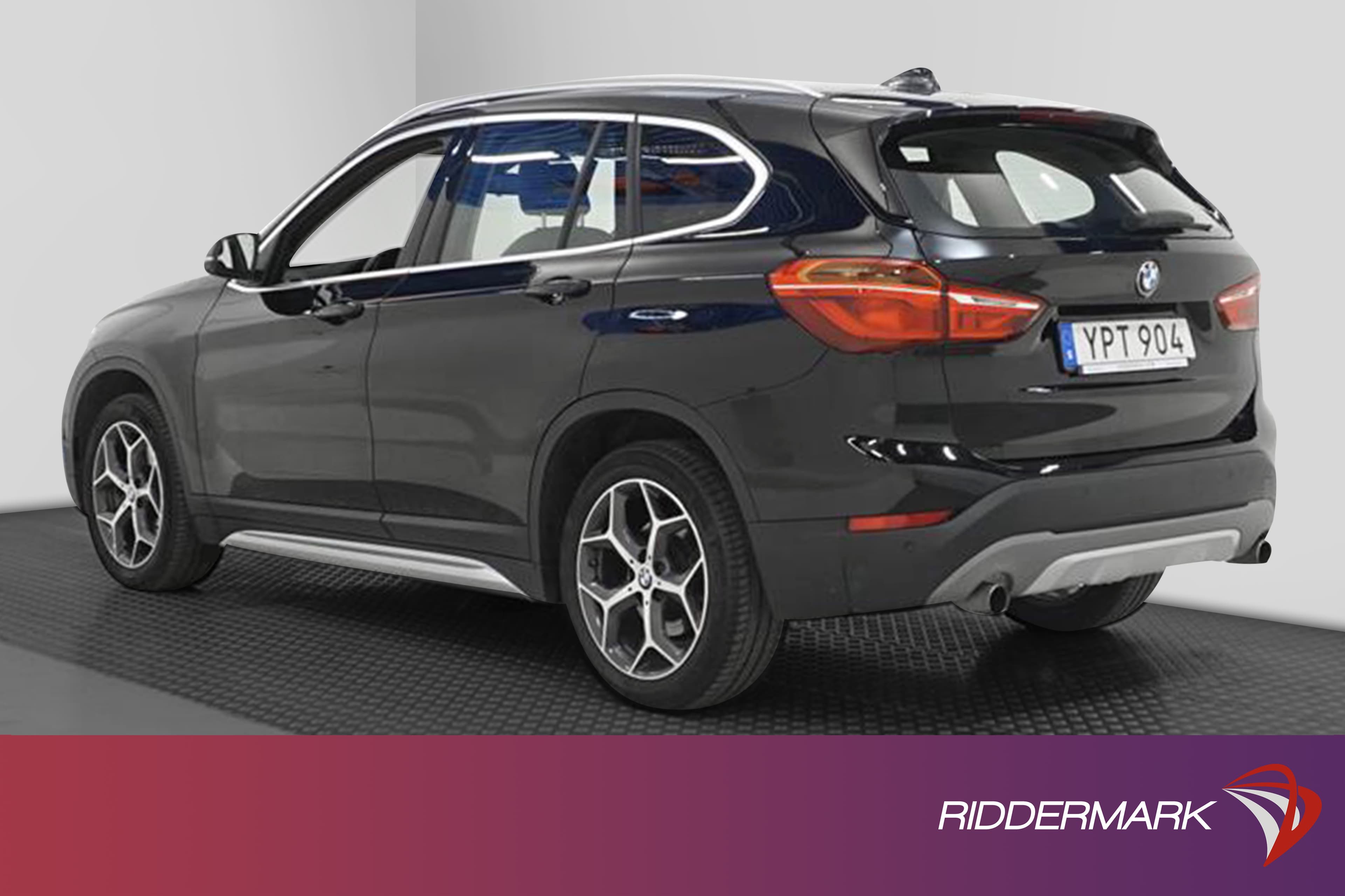 BMW X1 xDrive20d 190hk X-Line Värmare Panorama Keylessexteriör