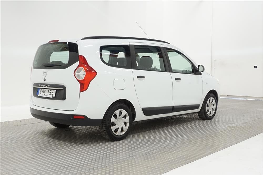 Dacia Lodgy 1.2 TCe 7 sits 0,48L/Mil Skatt 646 krexteriör