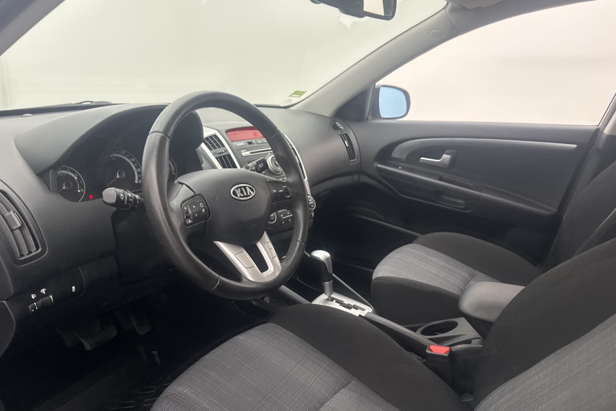 Kia Ceed SW 1.6 CVVT 125hk P-Sensorer Farthållare LÅGMIL