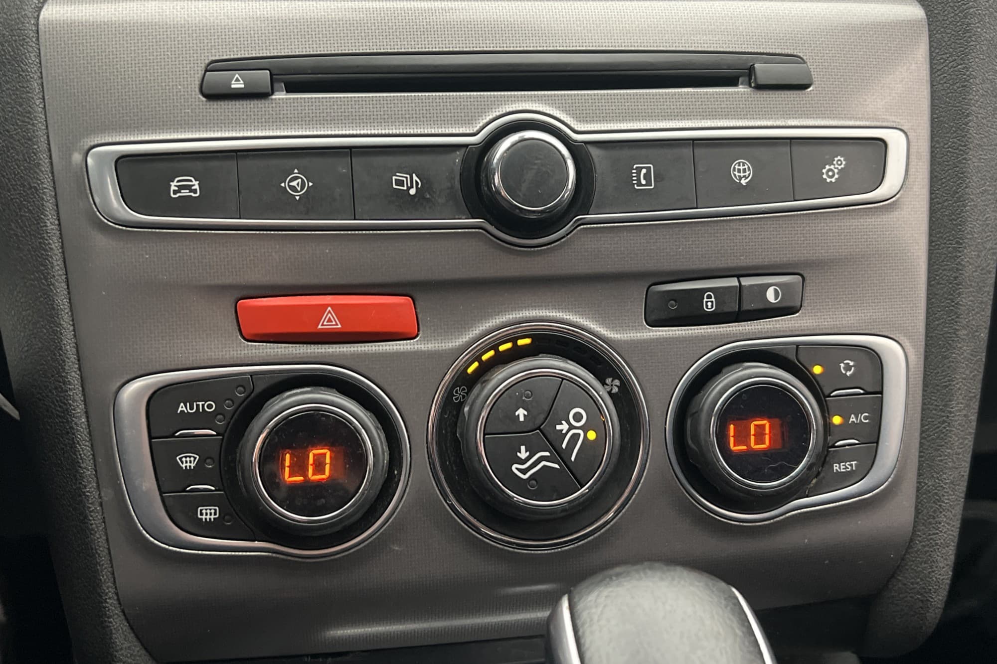 Citroën C4 1.6 BlueHDi 120hk CarPlay P-Sensorer Kamrem-Bytt